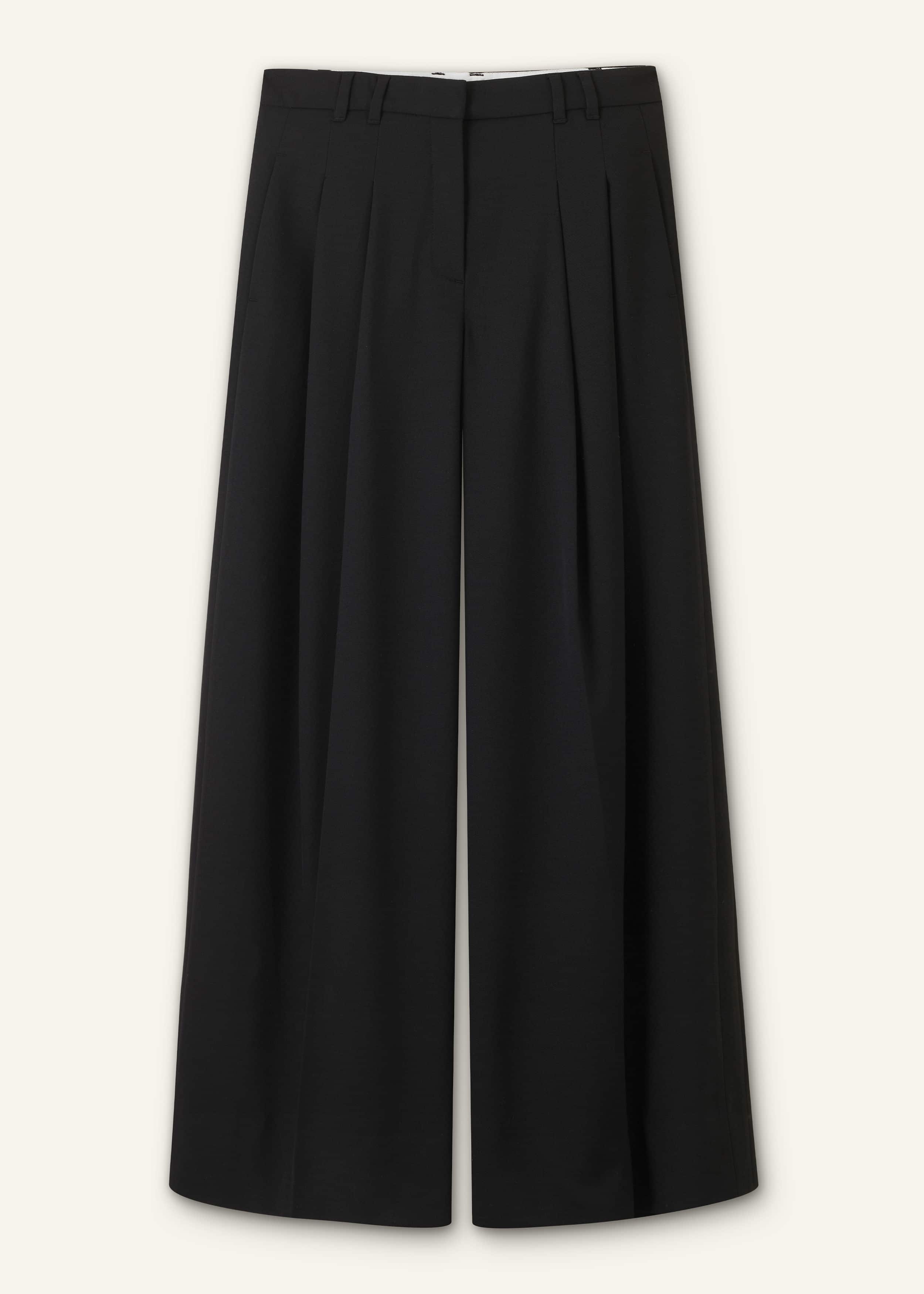 Black Wide-Leg Pleat Pant meandem