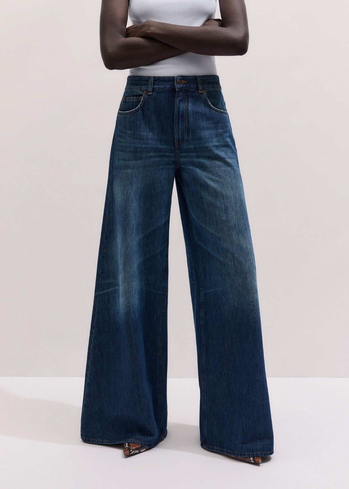 Mid Blue Super Wide Baggy Jean meandem