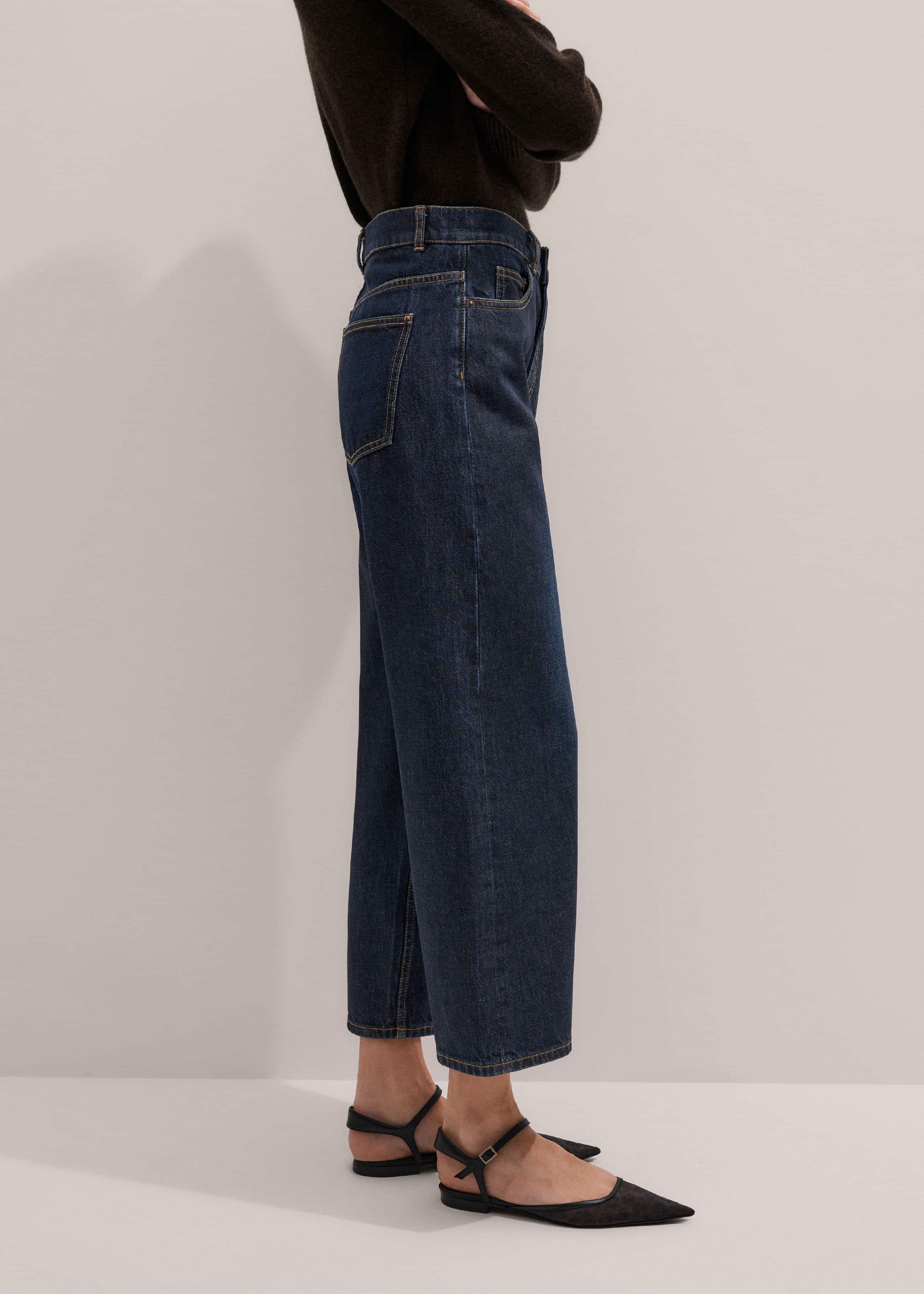 Dark Blue Straight Crop Jean meandem