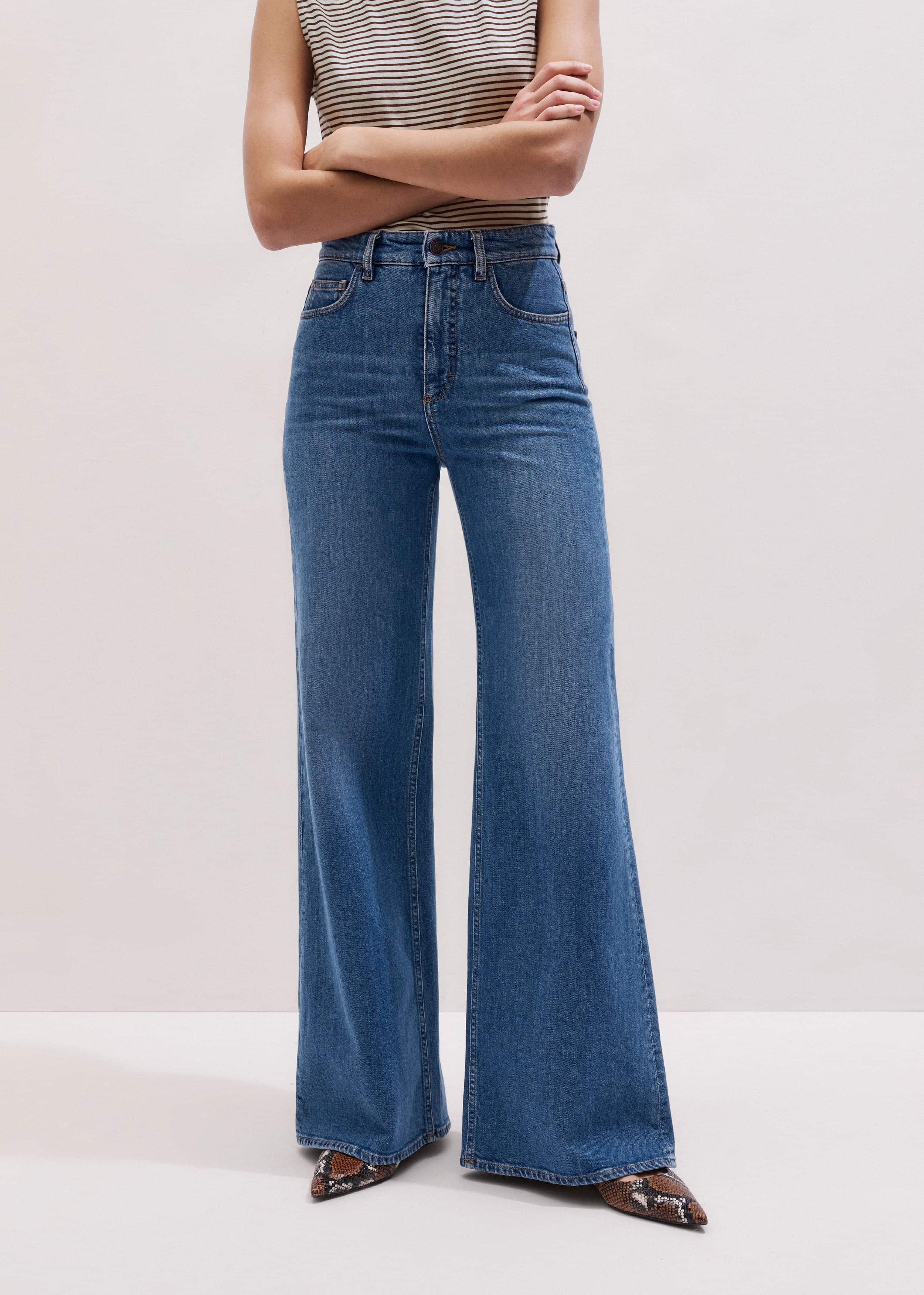 Blue Super Flare Wide Jean meandem