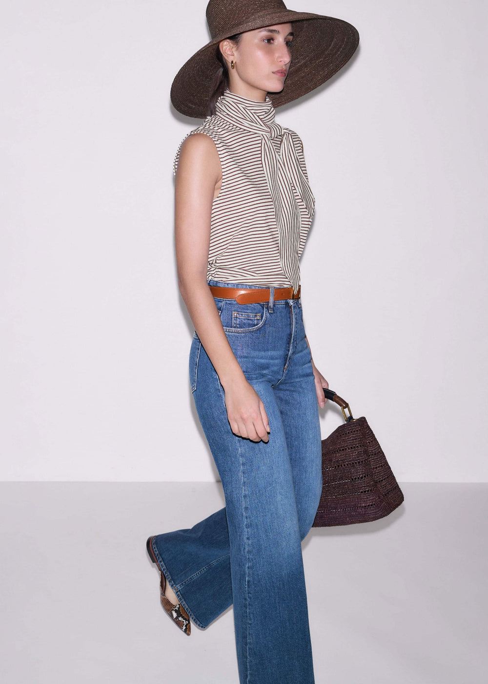 Blue Super Flare Wide Jean meandem