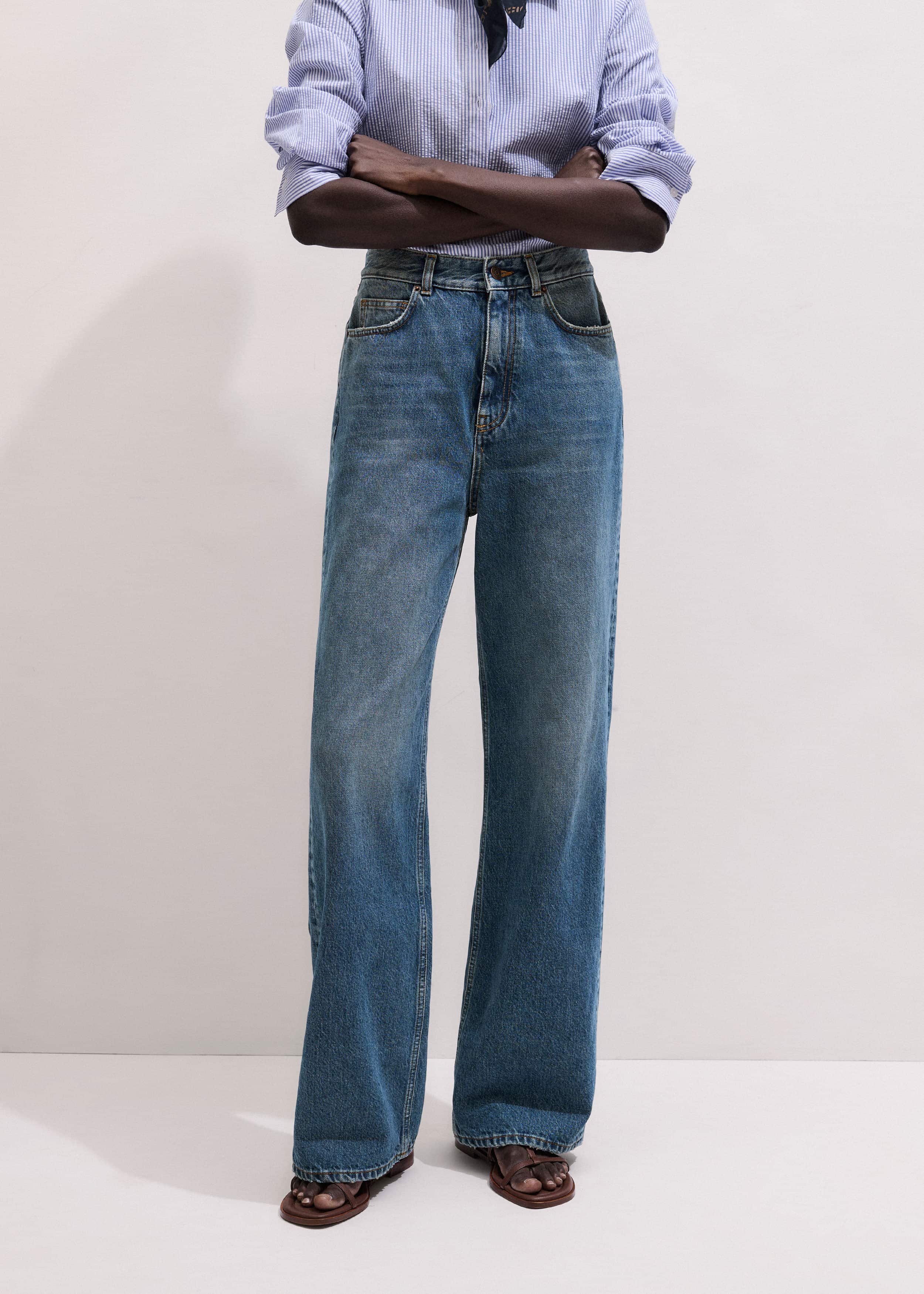 Mid-Blue Ultra High Straight Leg Jean meandem