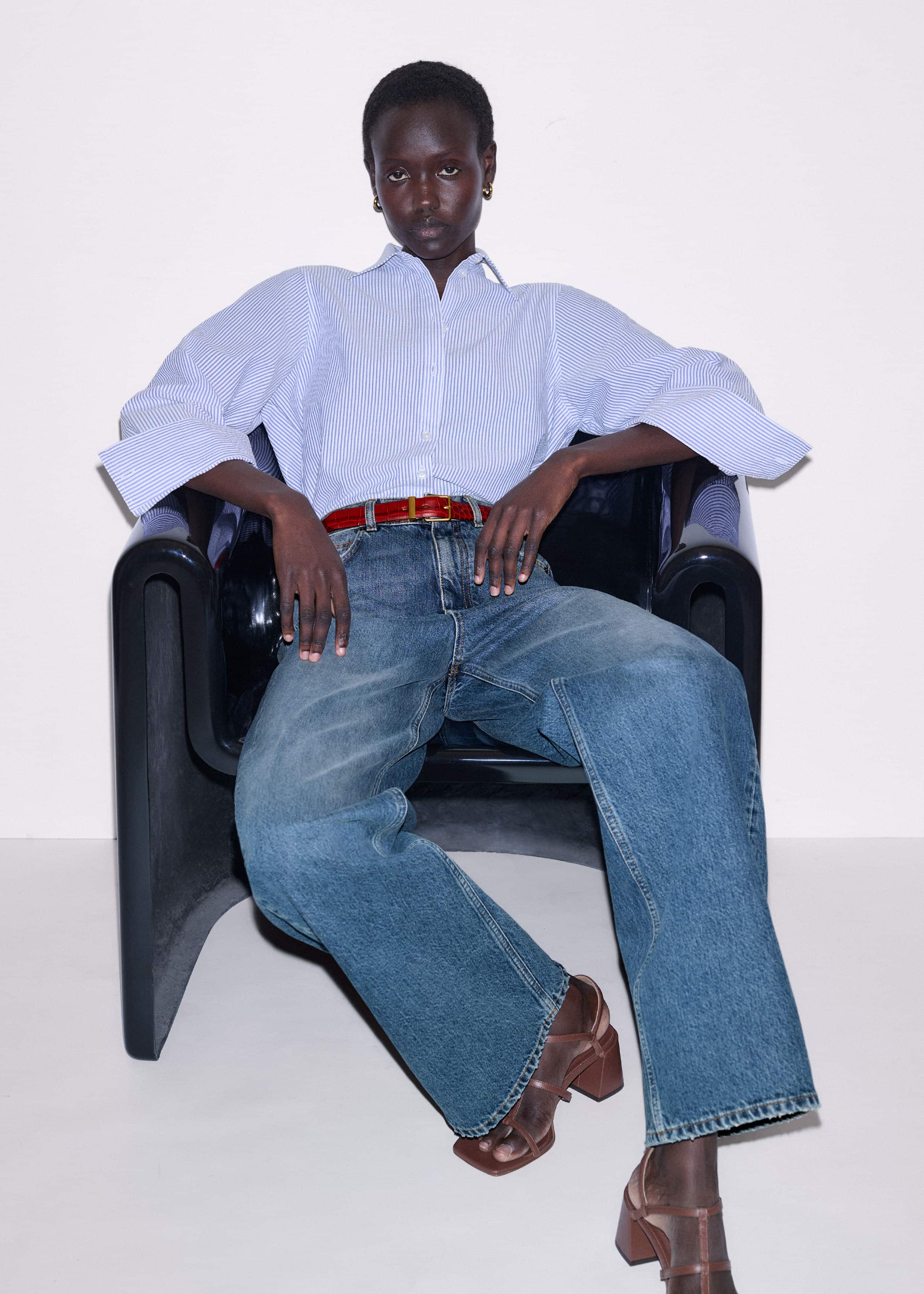 Mid-Blue Ultra High Straight Leg Jean meandem