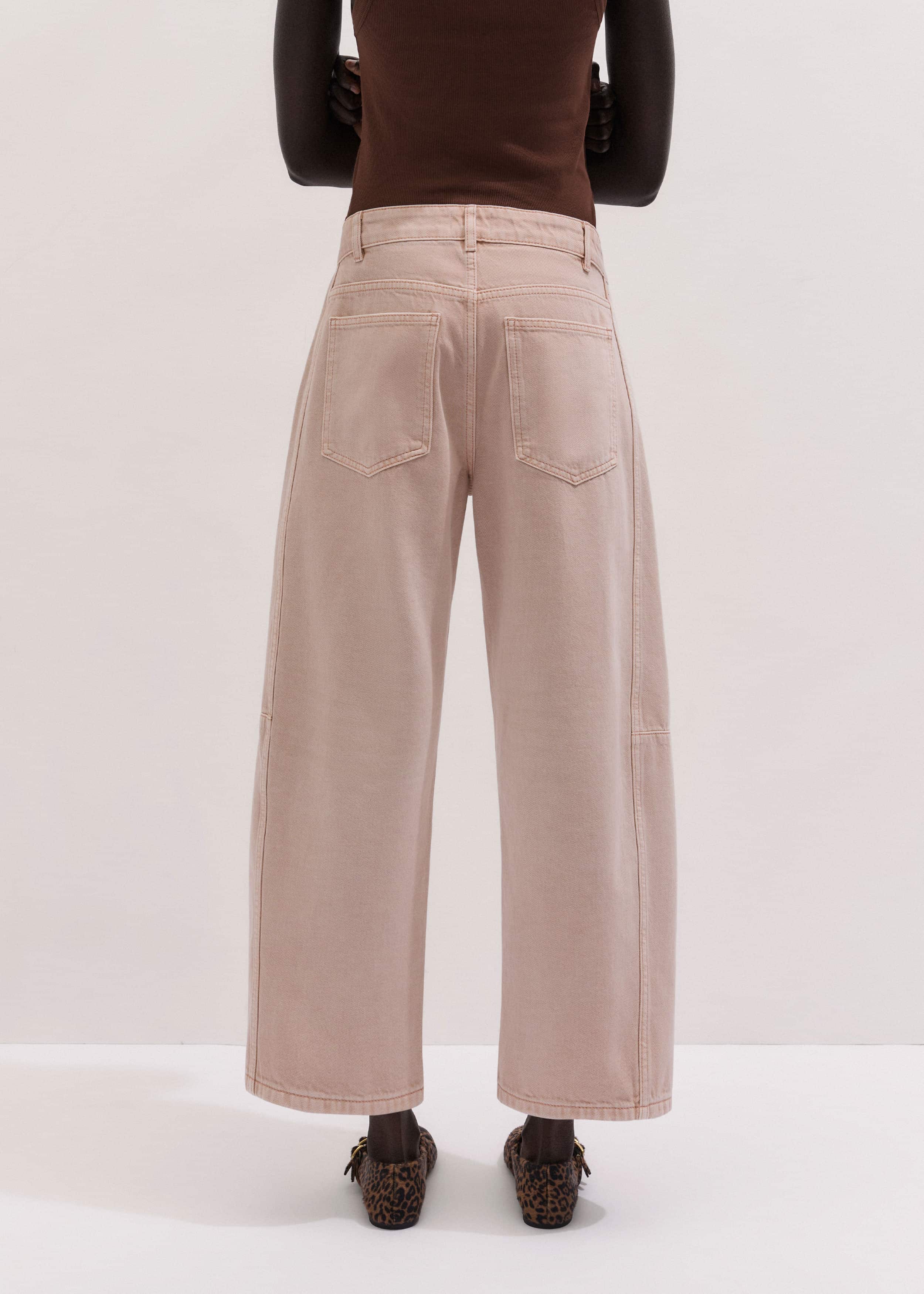 Pink Exaggerated Crop Jean meandem
