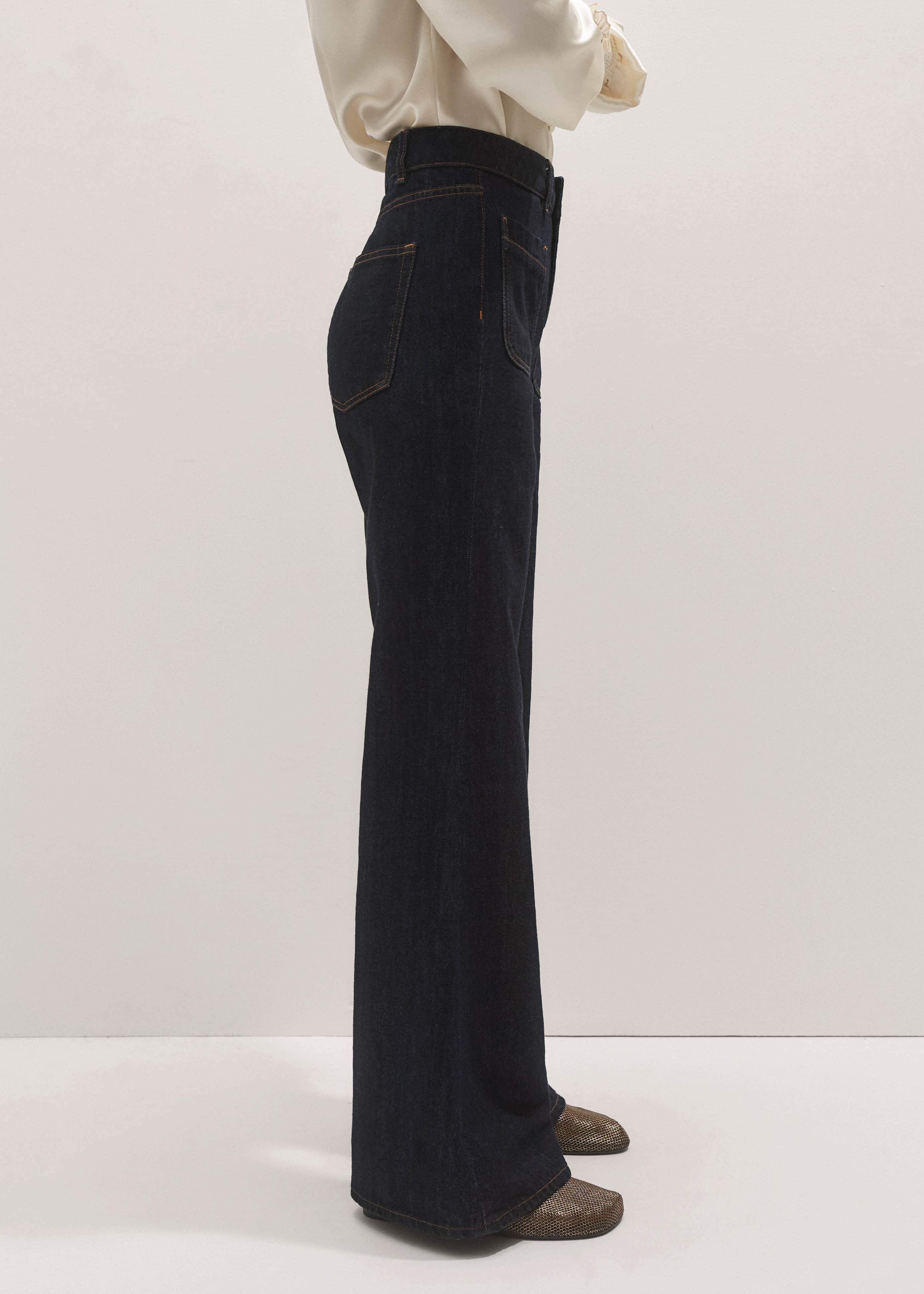 Blue Subtle Flare Jean meandem