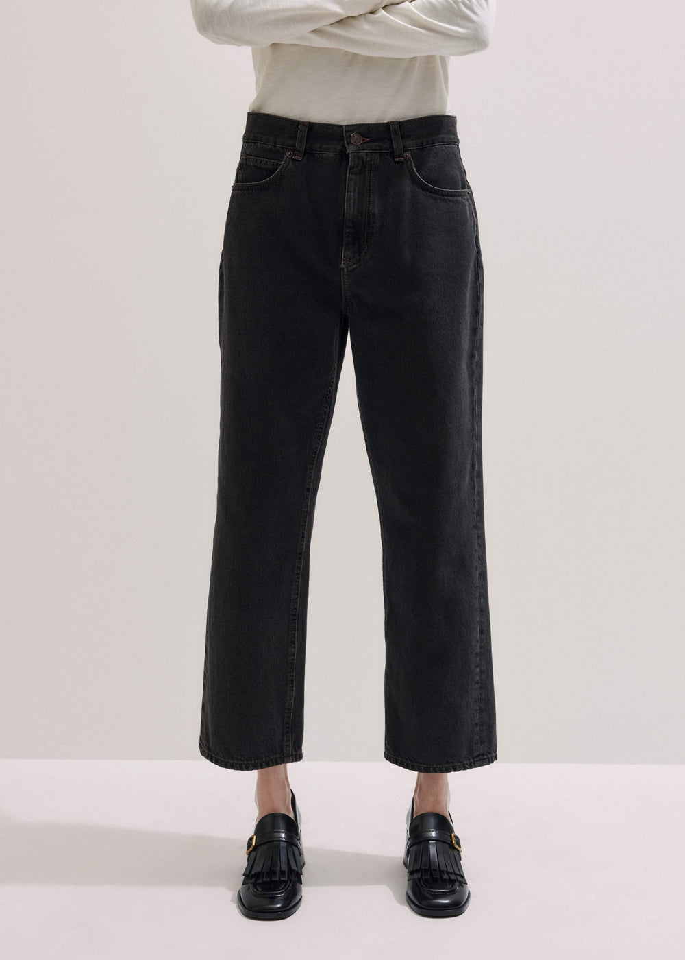 Black Straight Cropped Relaxed Jean meandem