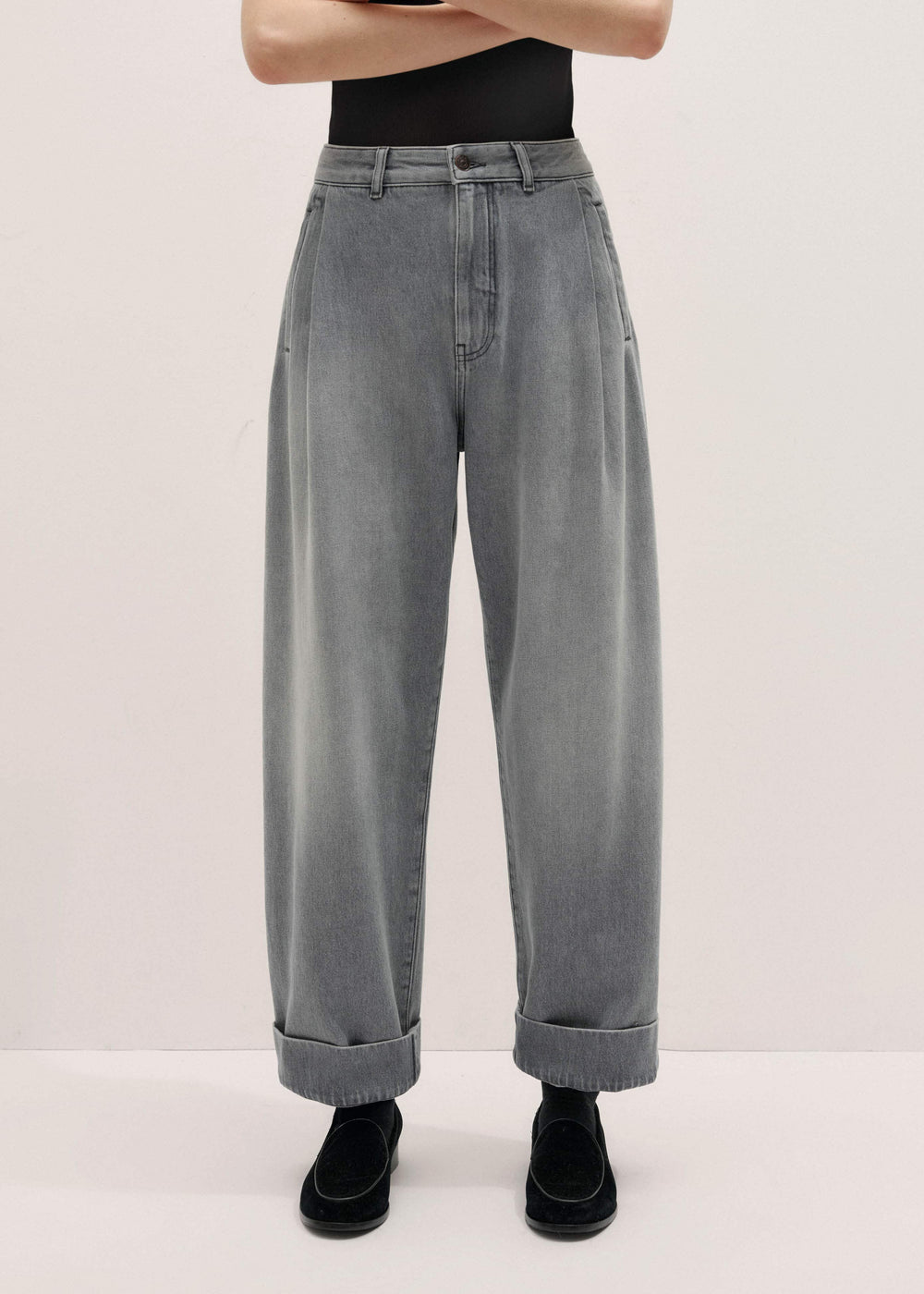 Gray Clever Jean meandem
