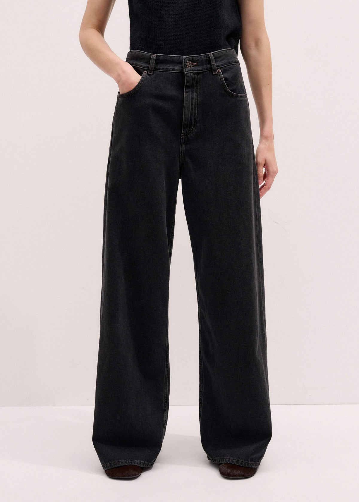 Black Every-Wear Baggy Jean meandem