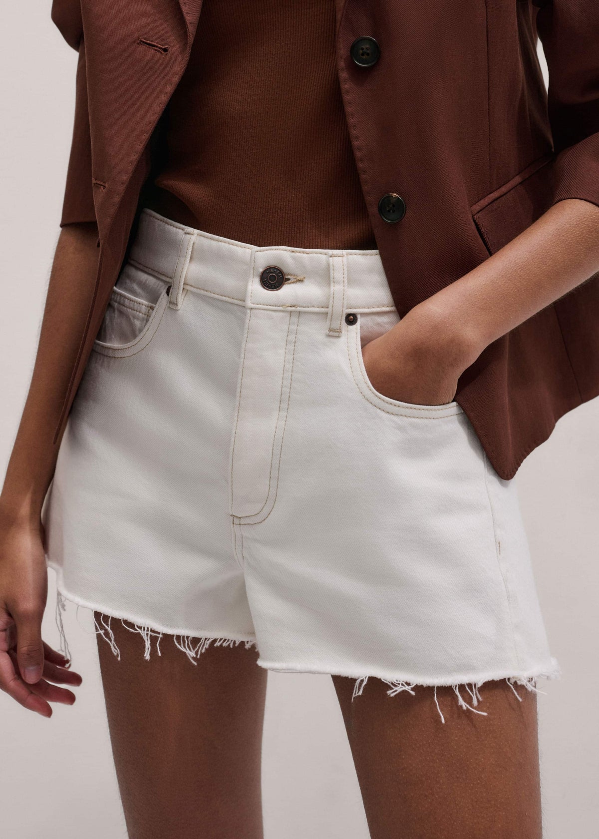 Ecru Classic Cut Off Short meandem