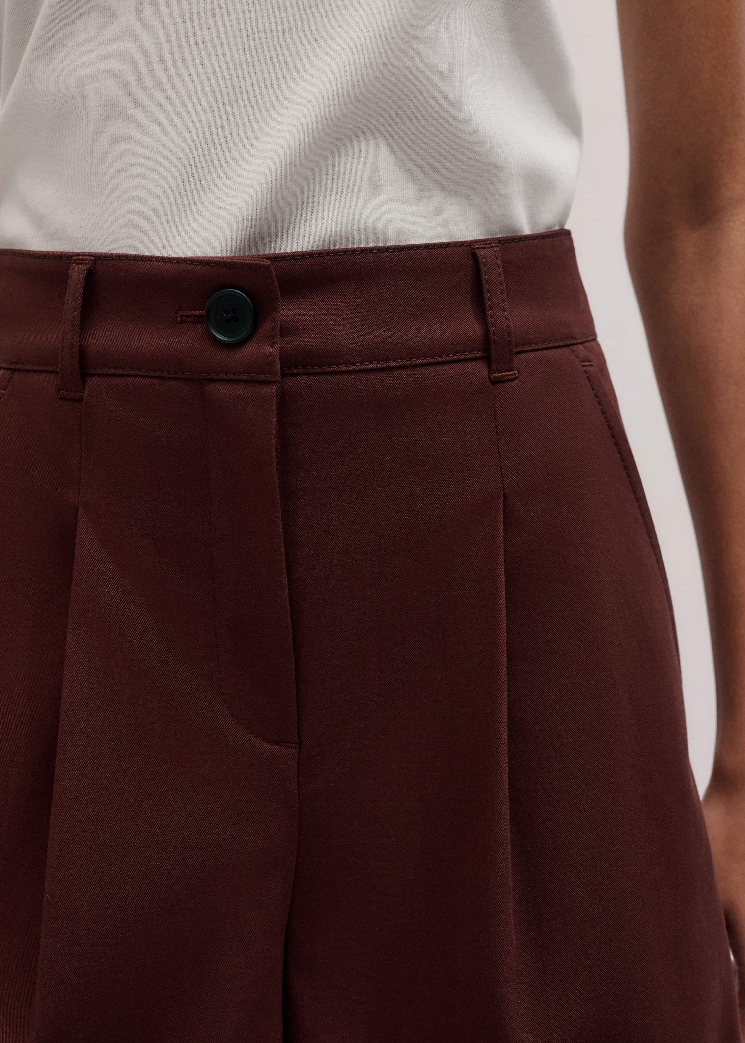 Cinnamon Brown Tailored Summer Short meandem