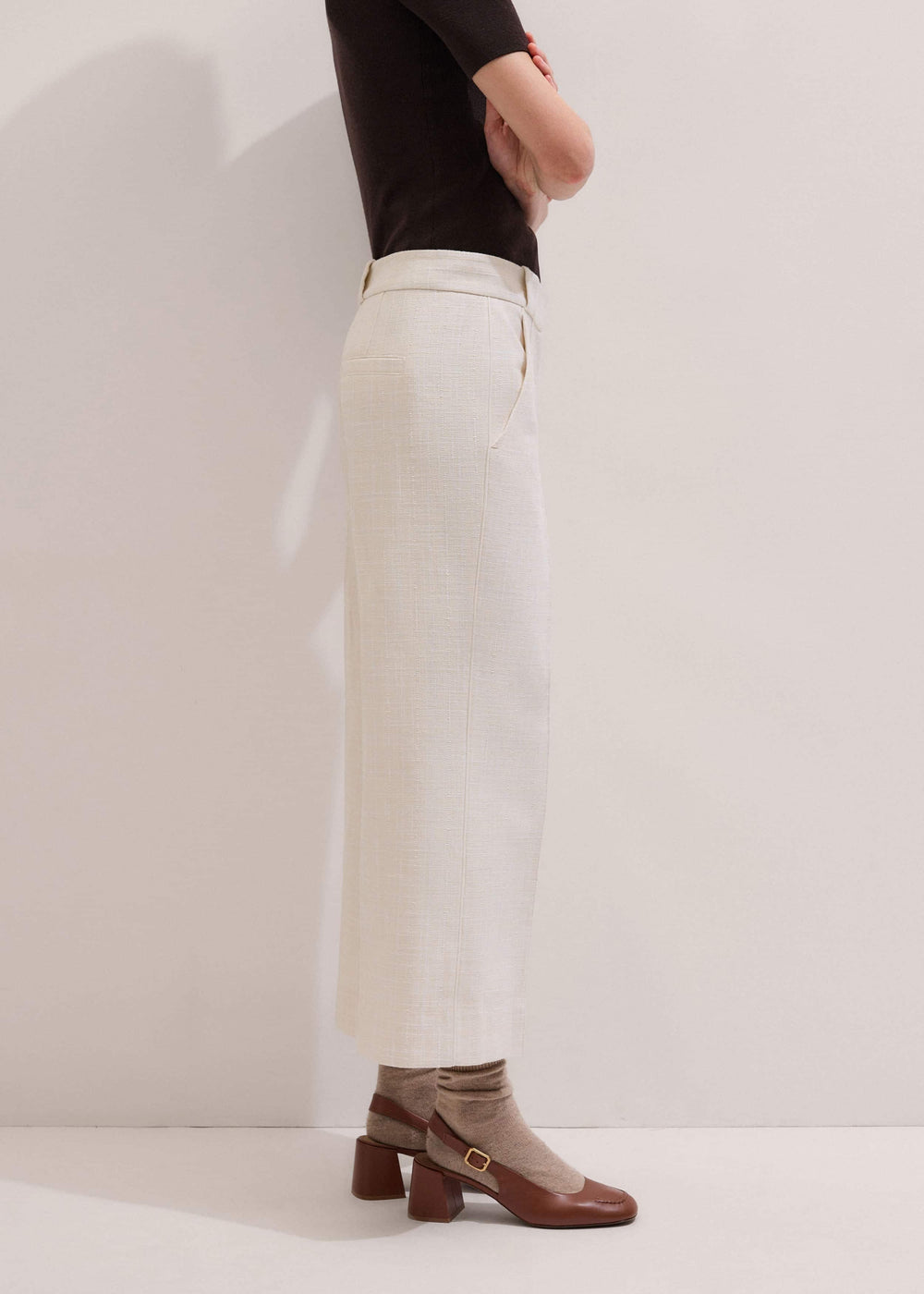 Ivory Textured Straight Crop Pant meandem