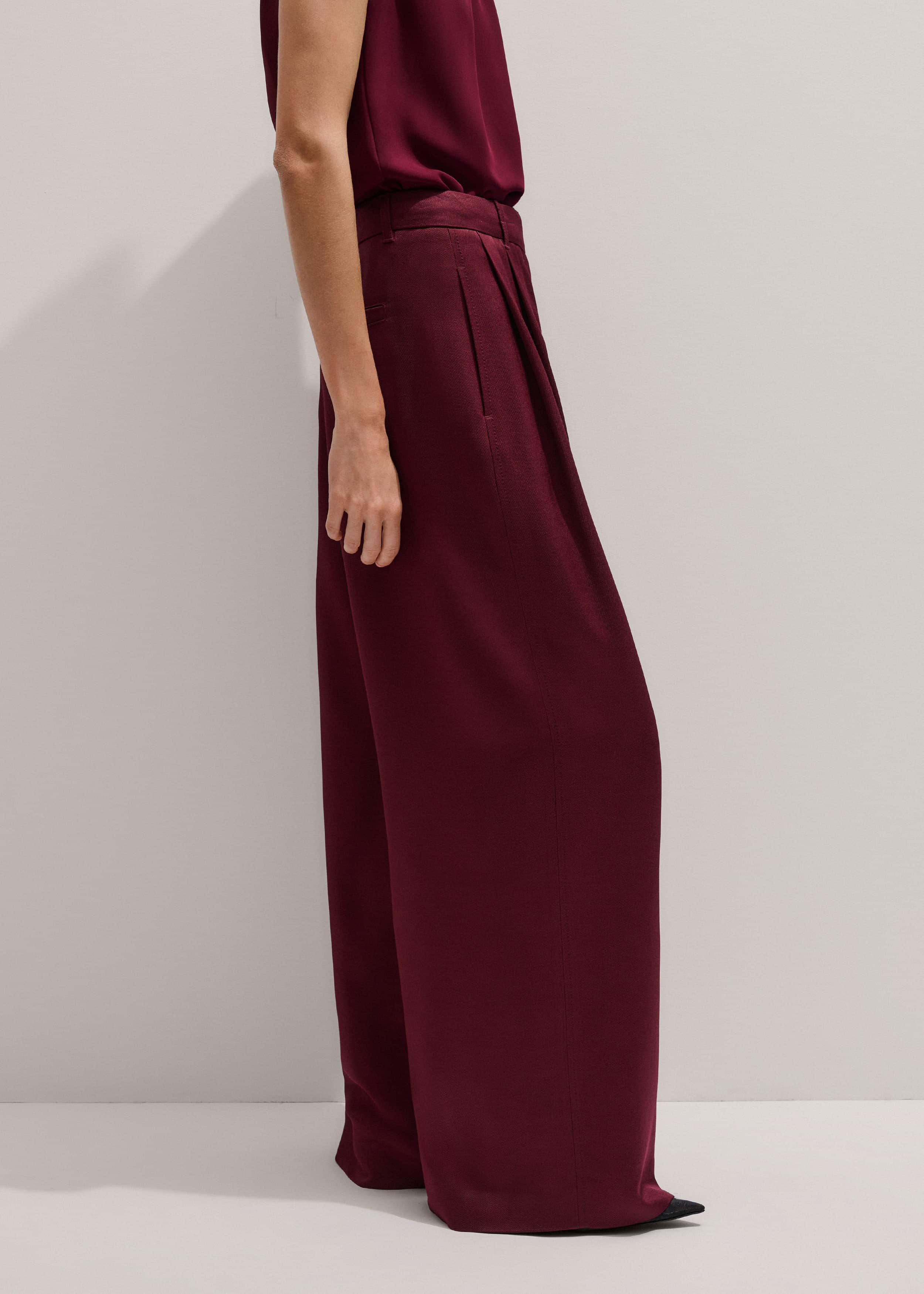 Red Wool Event Ready Pleat Straight-Leg Pant meandem