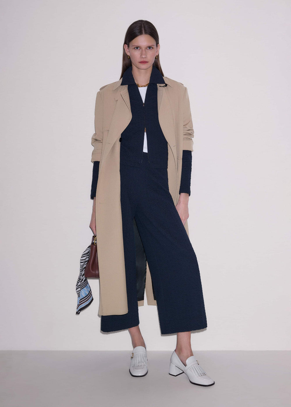 Navy Curling Cross Jacquard Cropped Pant meandem