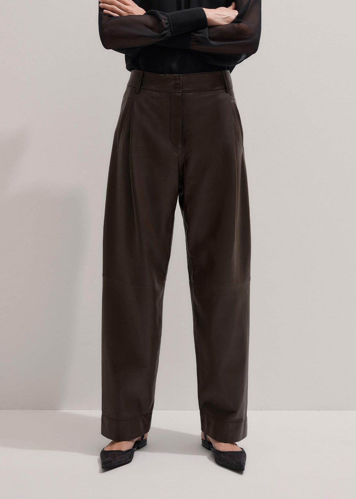 Brown Leather Clever Tapered Pant meandem