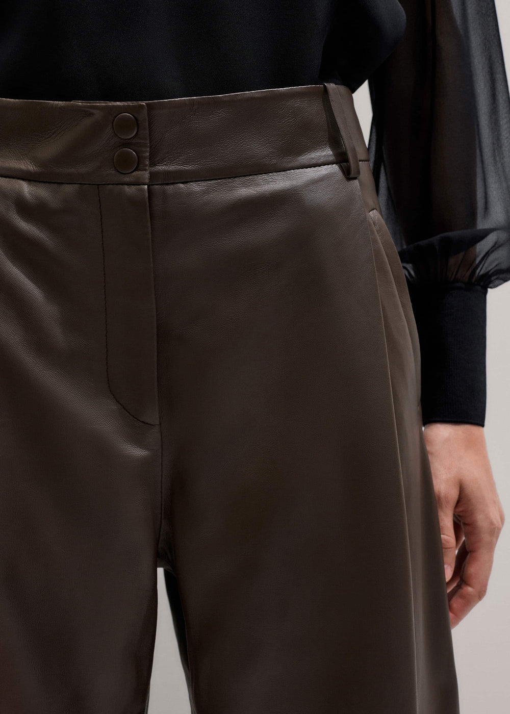 Brown Leather Clever Tapered Pant meandem