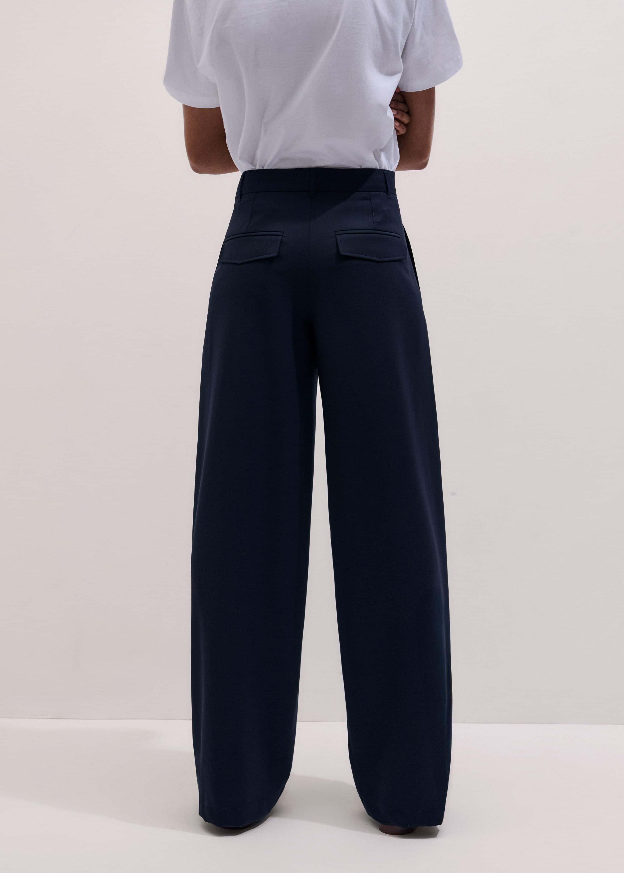 Navy Extreme Taper Pant meandem