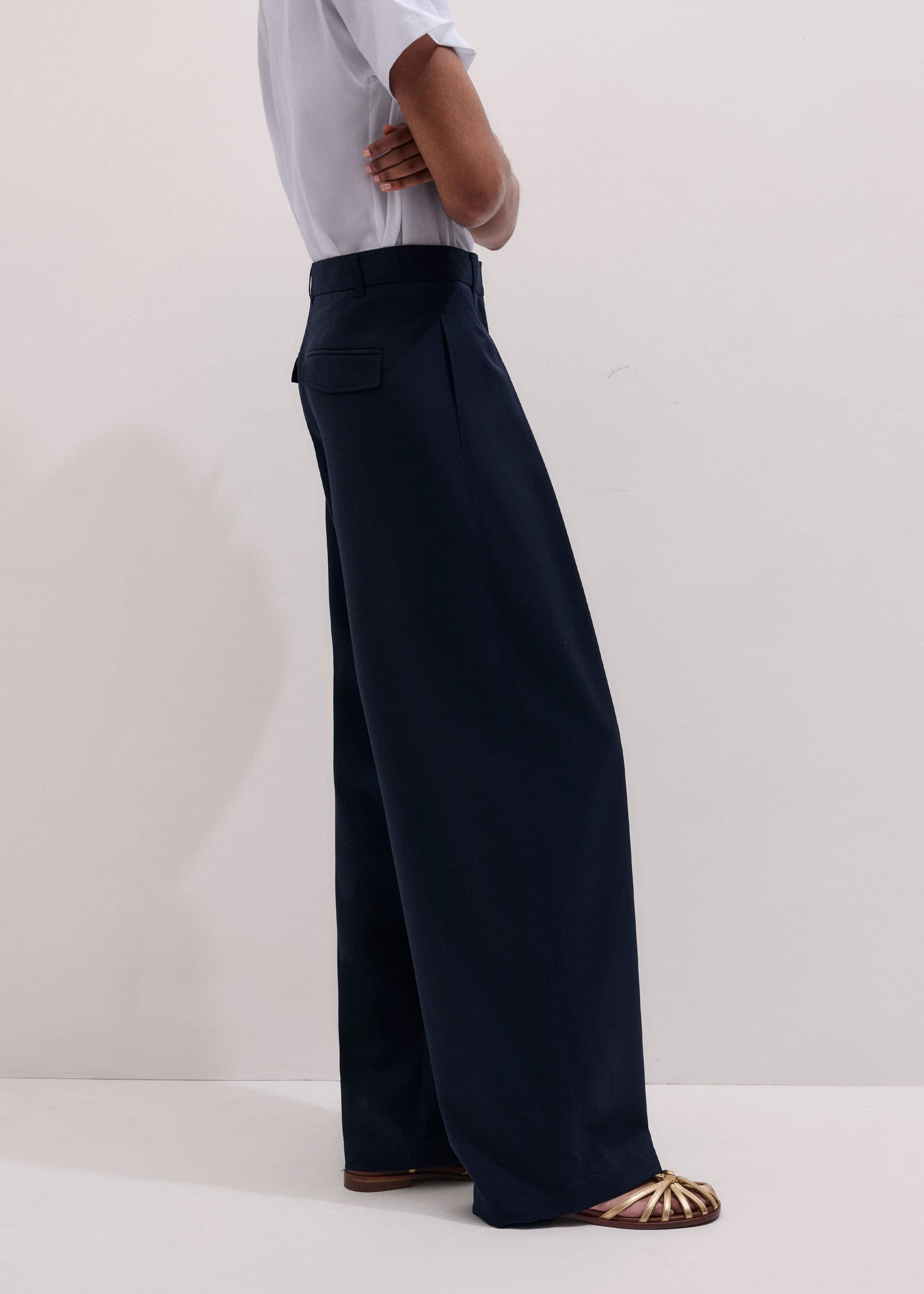 Navy Extreme Taper Pant meandem