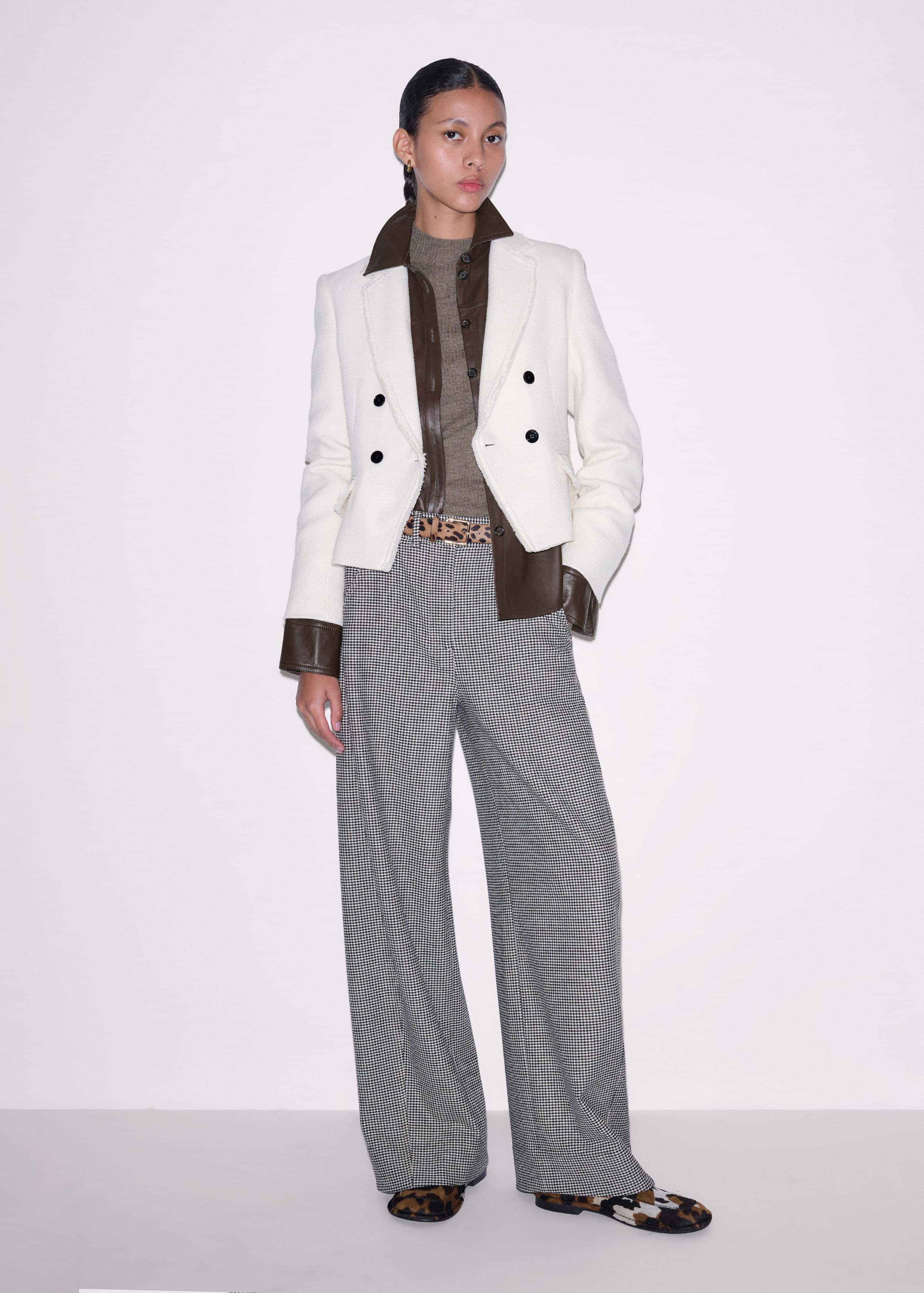 Ivory Houndstooth Extreme Tapered Pant meandem