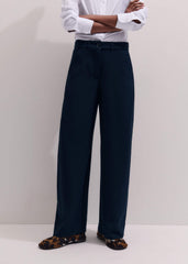 Navy Textured Extreme Tapered Pant meandem