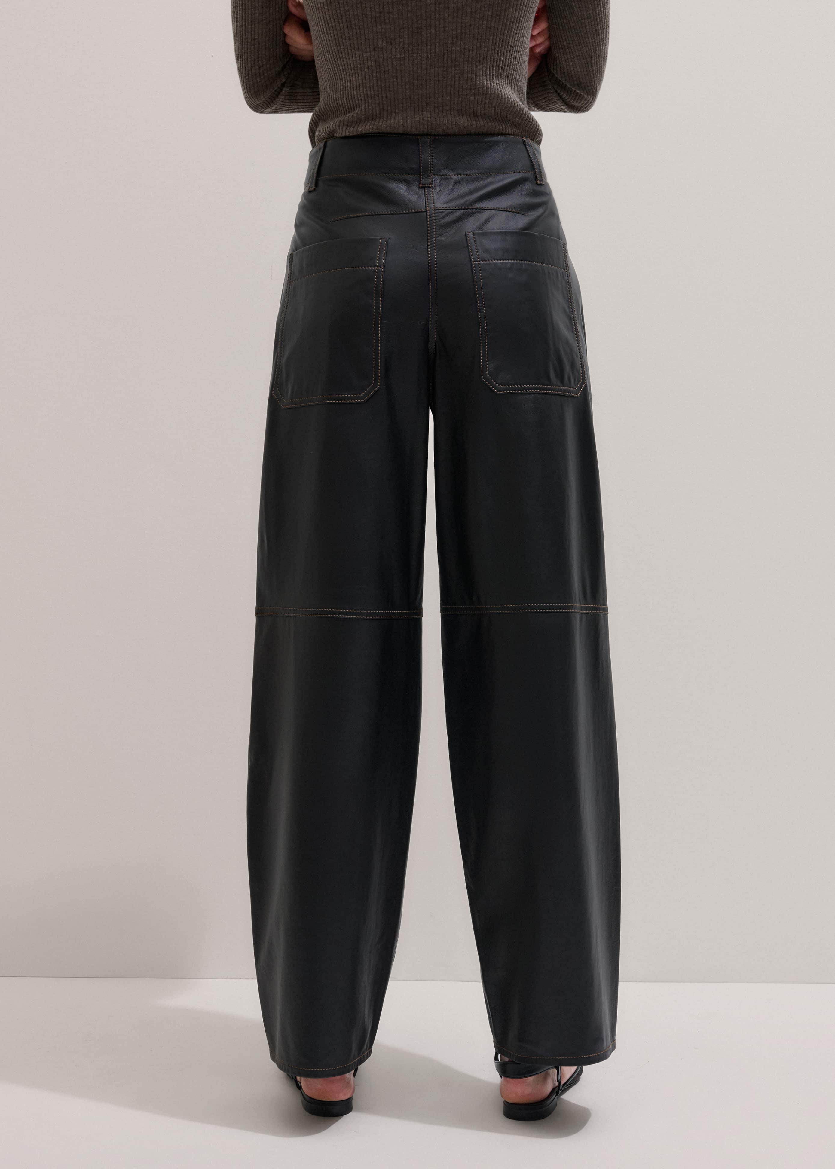 Black Leather Extreme Tapered Pant meandem
