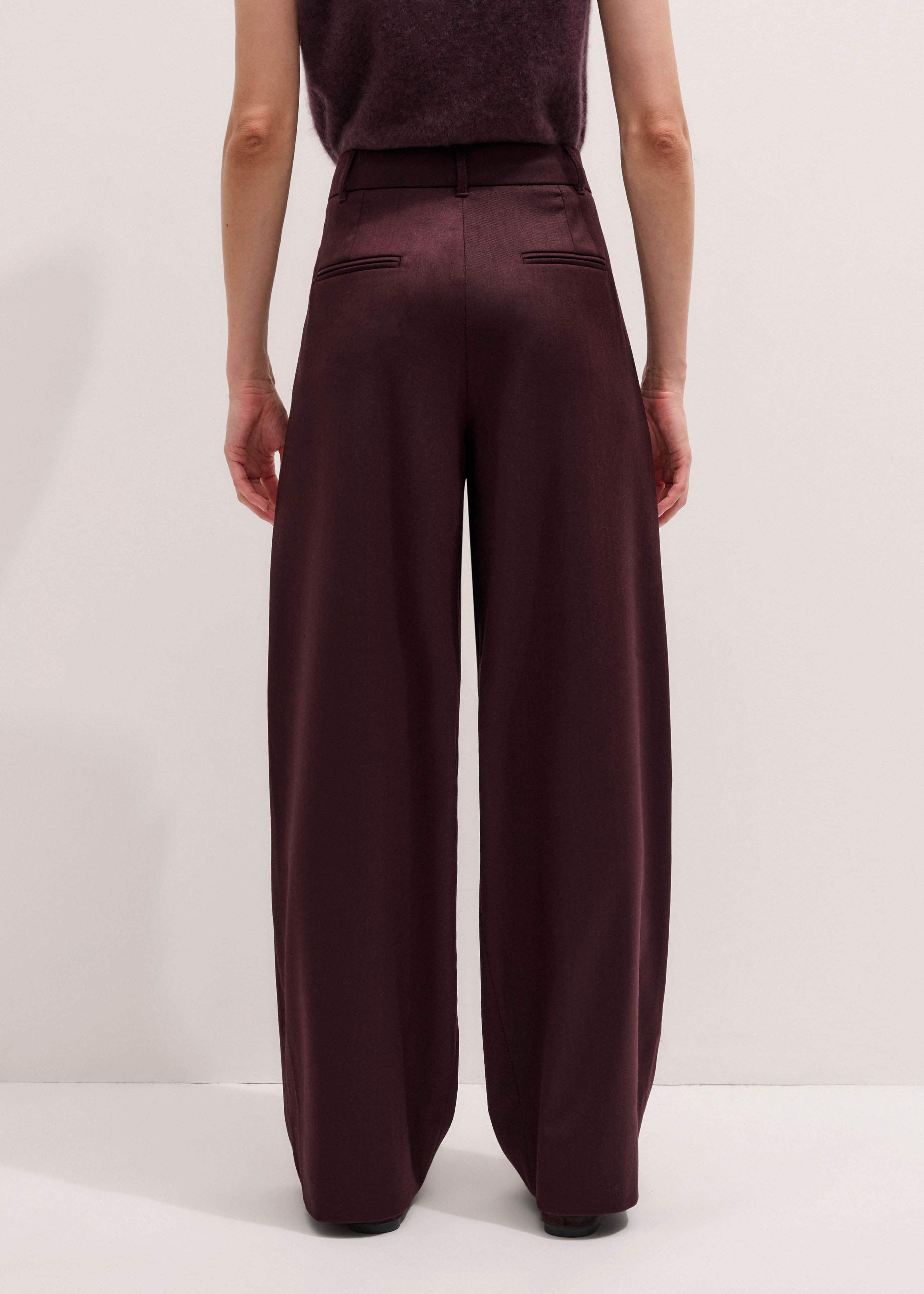 Red Tapered Pant meandem