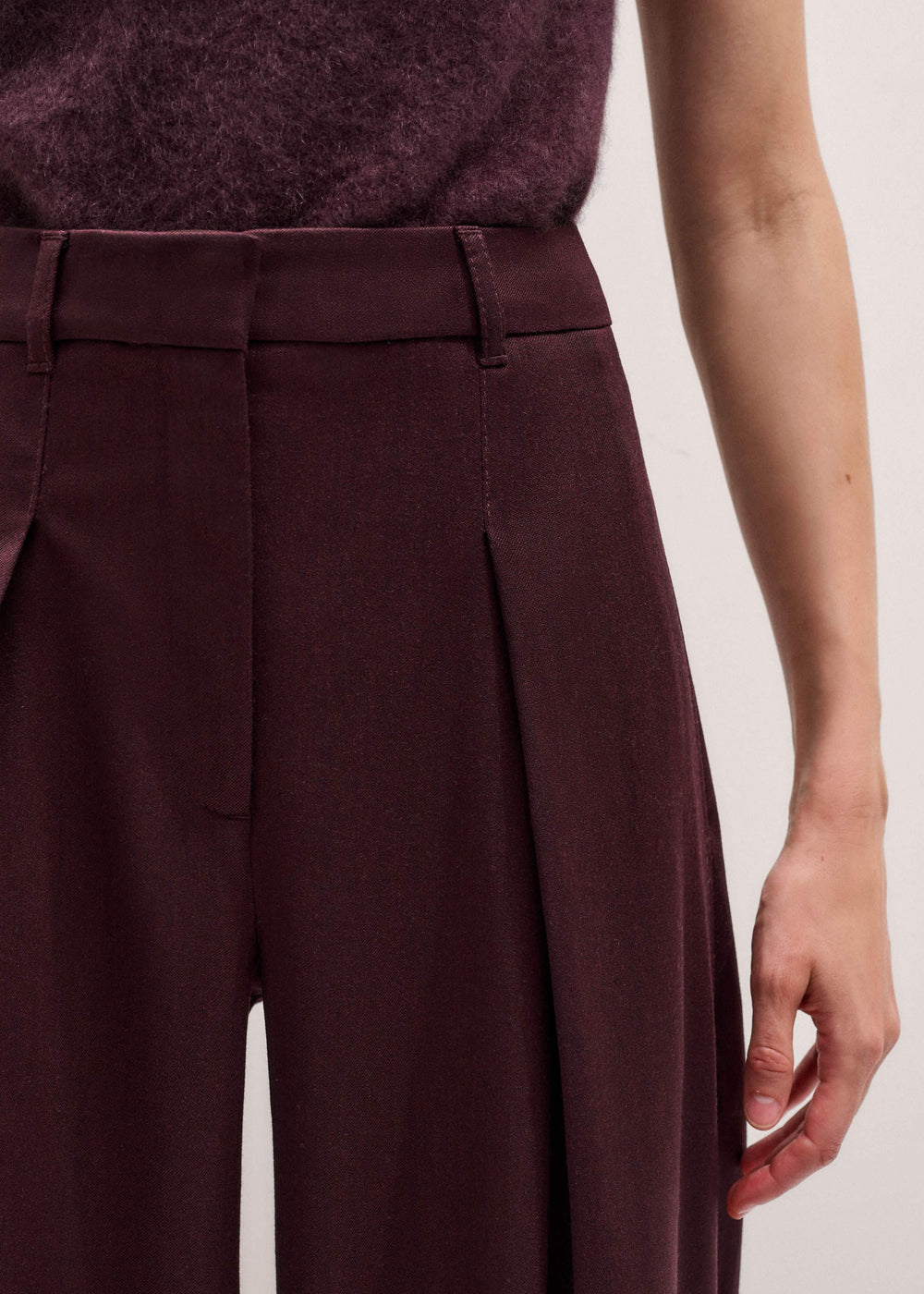 Red Tapered Pant meandem