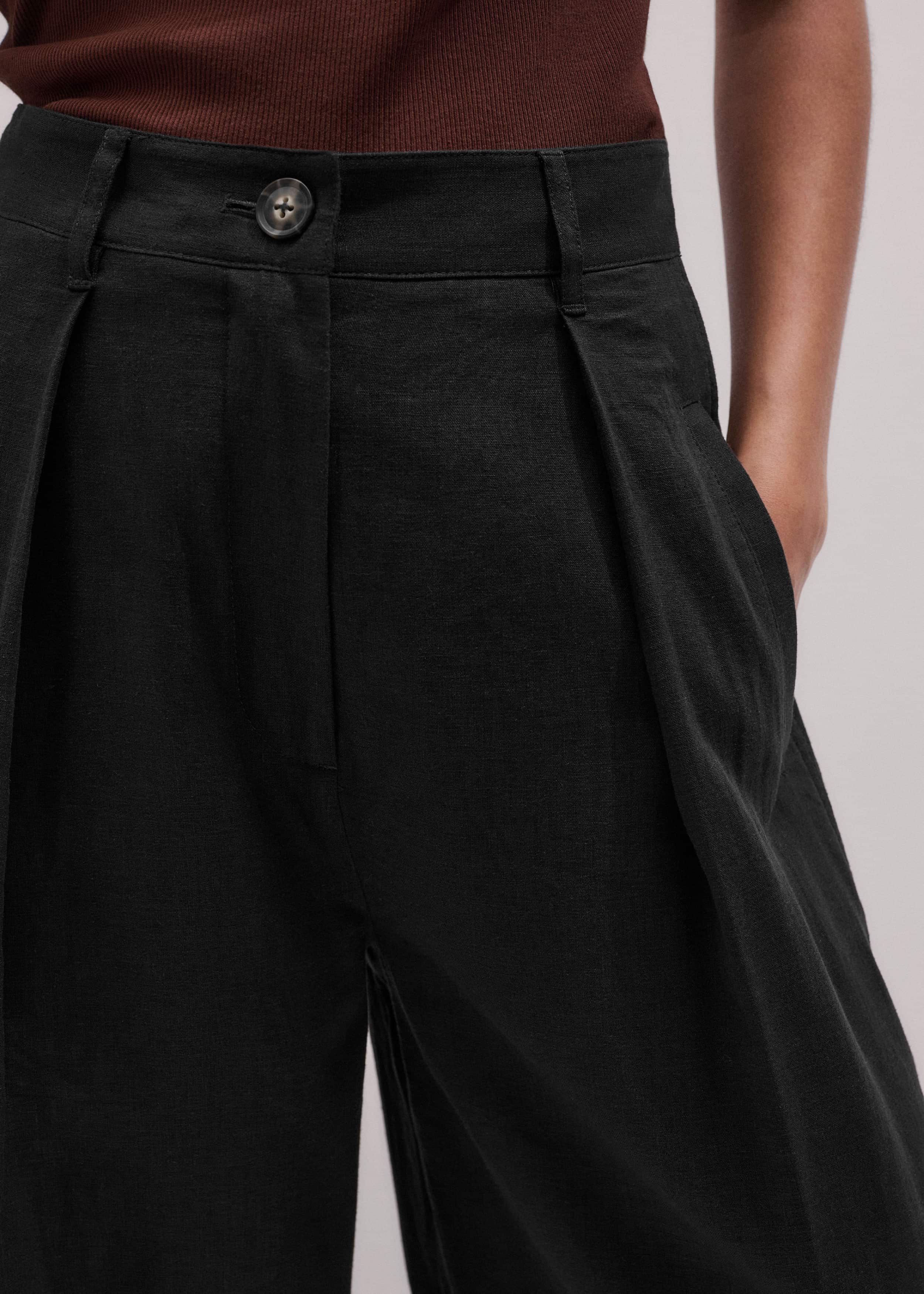 Black Extreme Taper Pant meandem