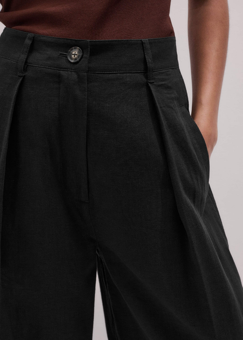 Black Extreme Taper Pant meandem