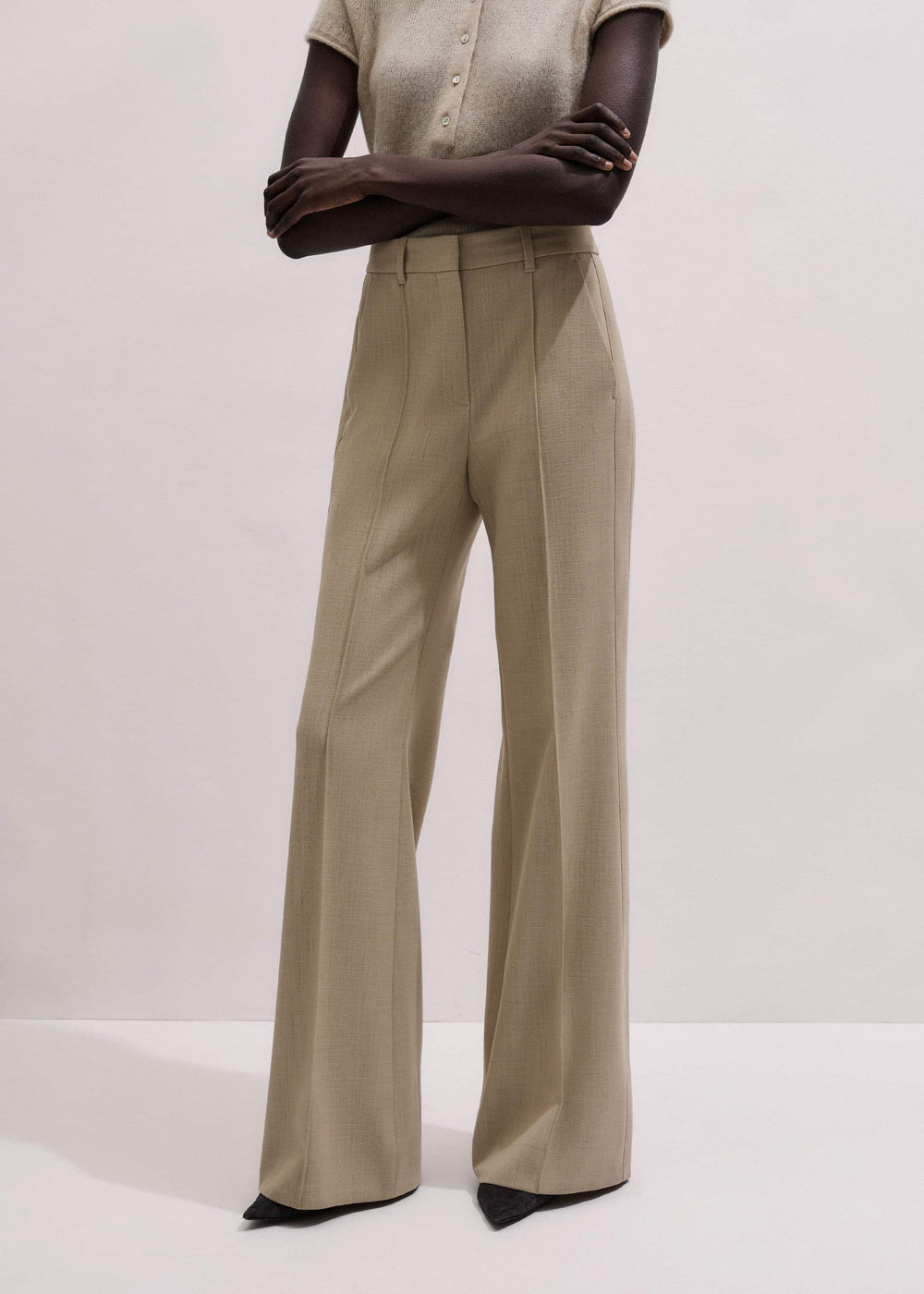 Sand Tailored Leg Elongator Pant meandem