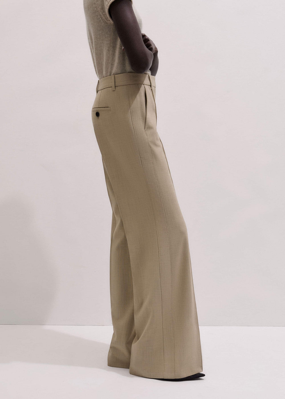 Sand Tailored Leg Elongator Pant meandem