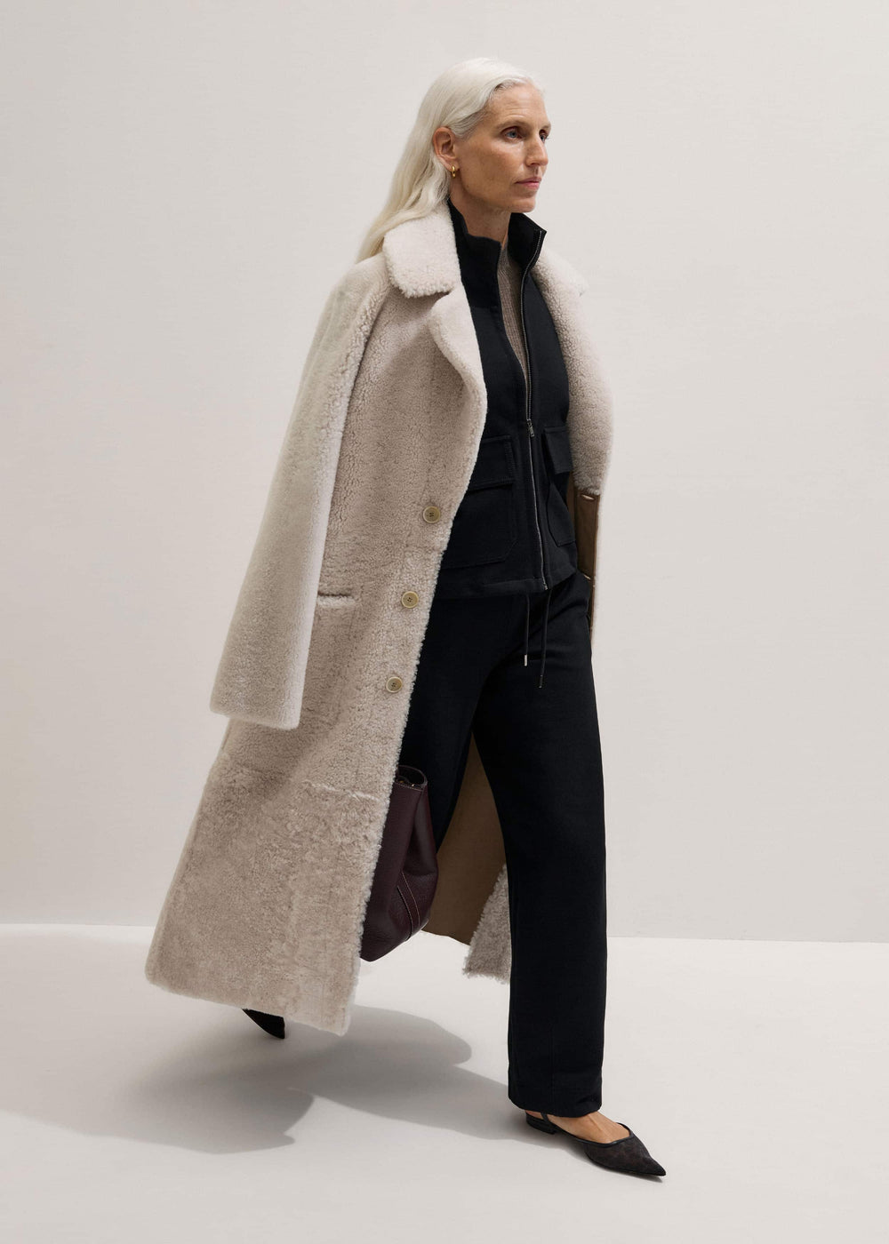 Black Luxe Travel Tailoring Barrel-Leg Pant meandem