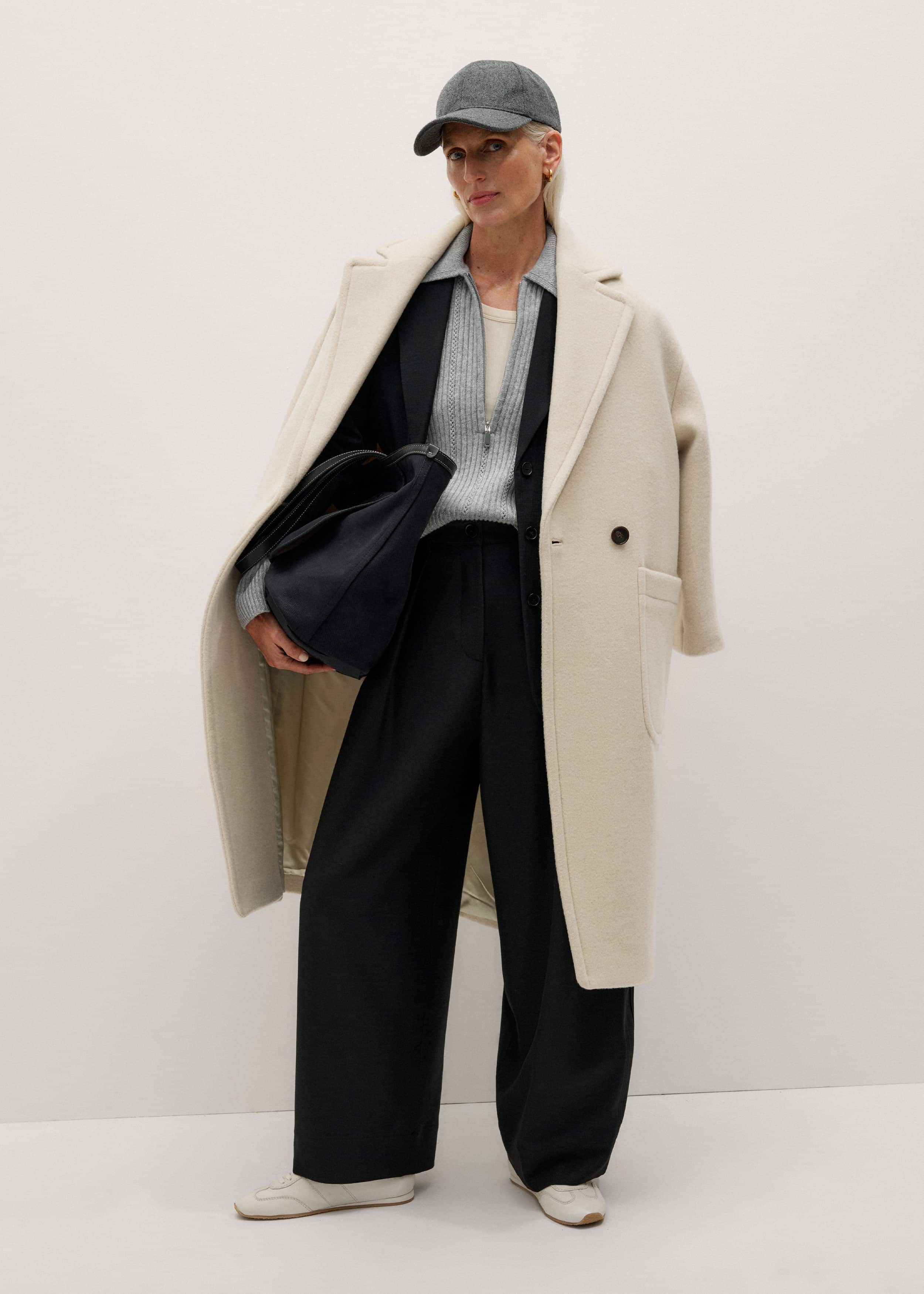 Black Barrel Leg Pant meandem