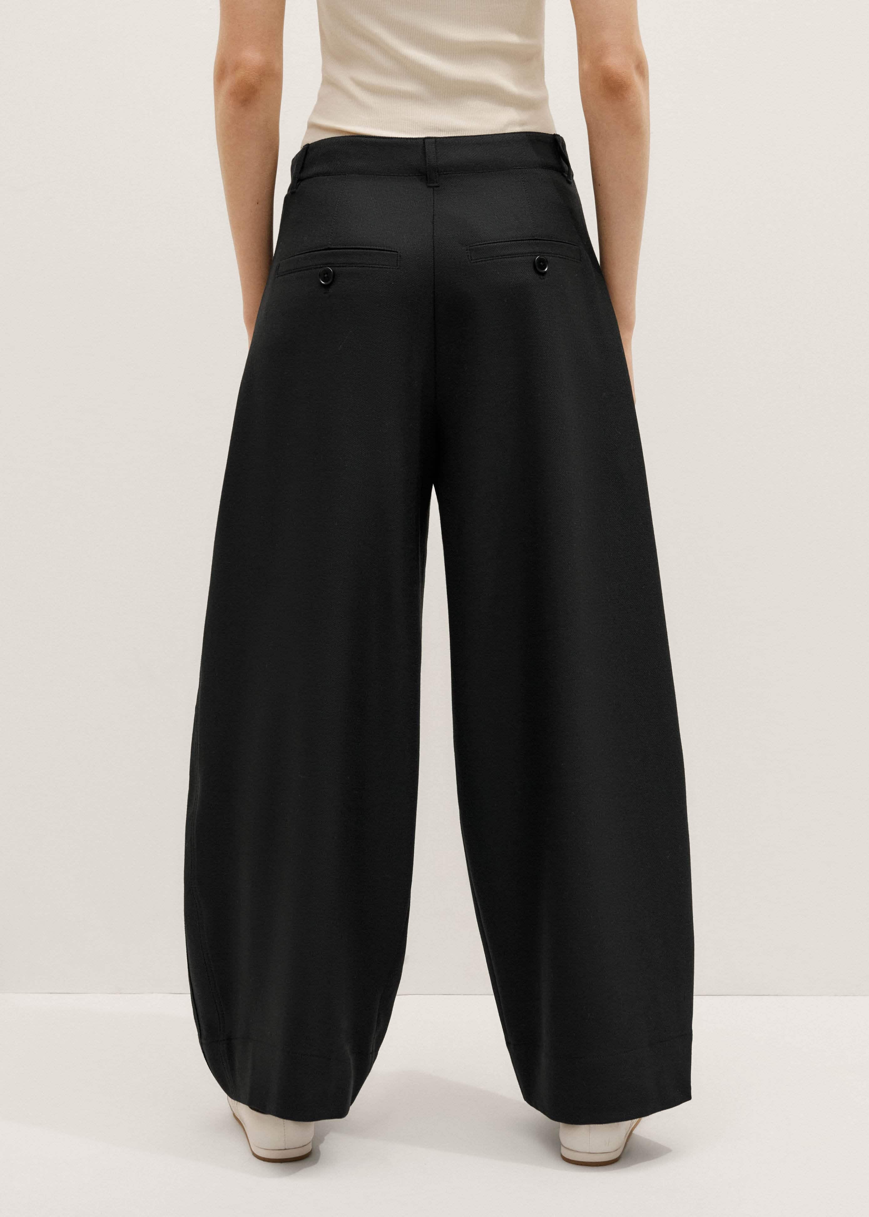 Black Barrel Leg Pant meandem