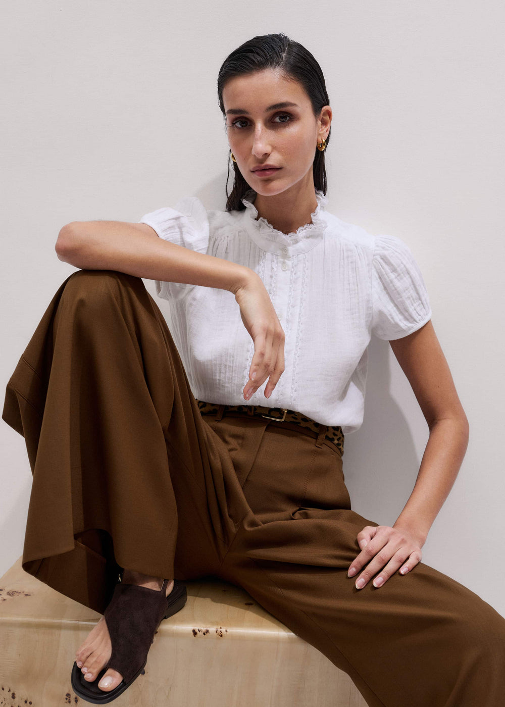 White Straight Cheesecloth Cap-Sleeve Blouse meandem