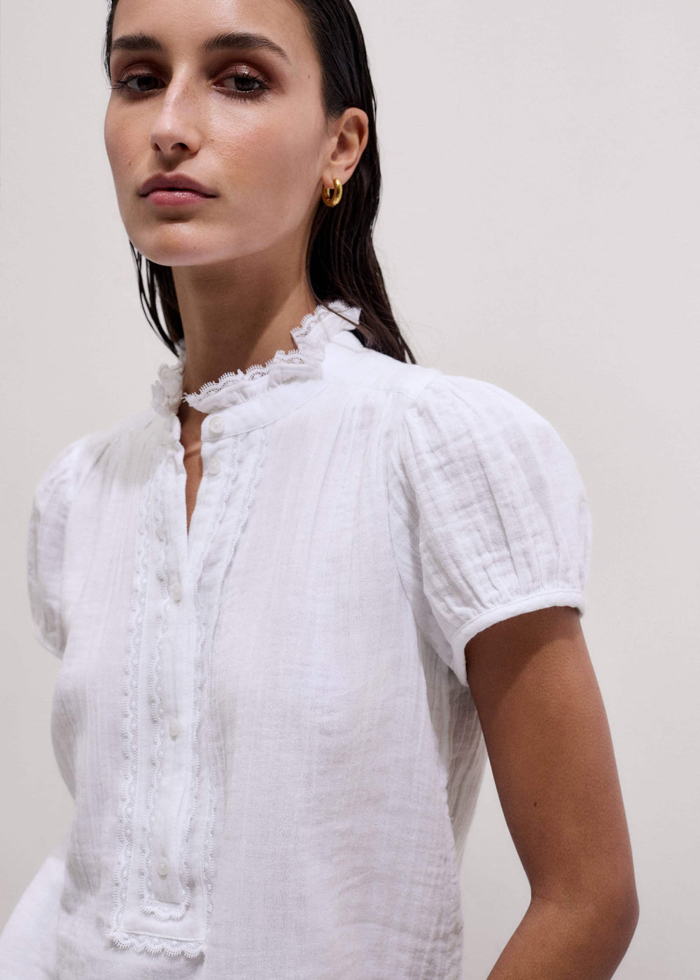 White Straight Cheesecloth Cap-Sleeve Blouse meandem
