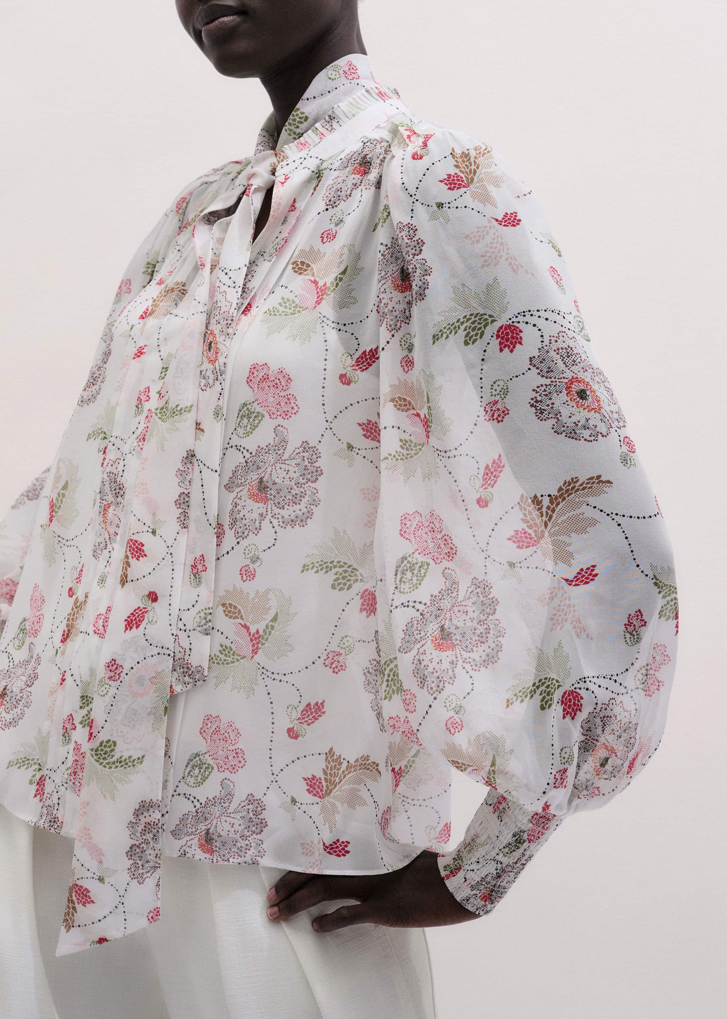 Cream Silk Balloon Sleeve Blouse meandem