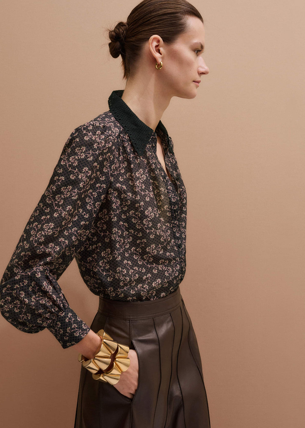 Black Scallop Daisy Print Feature Collar Blouse meandem