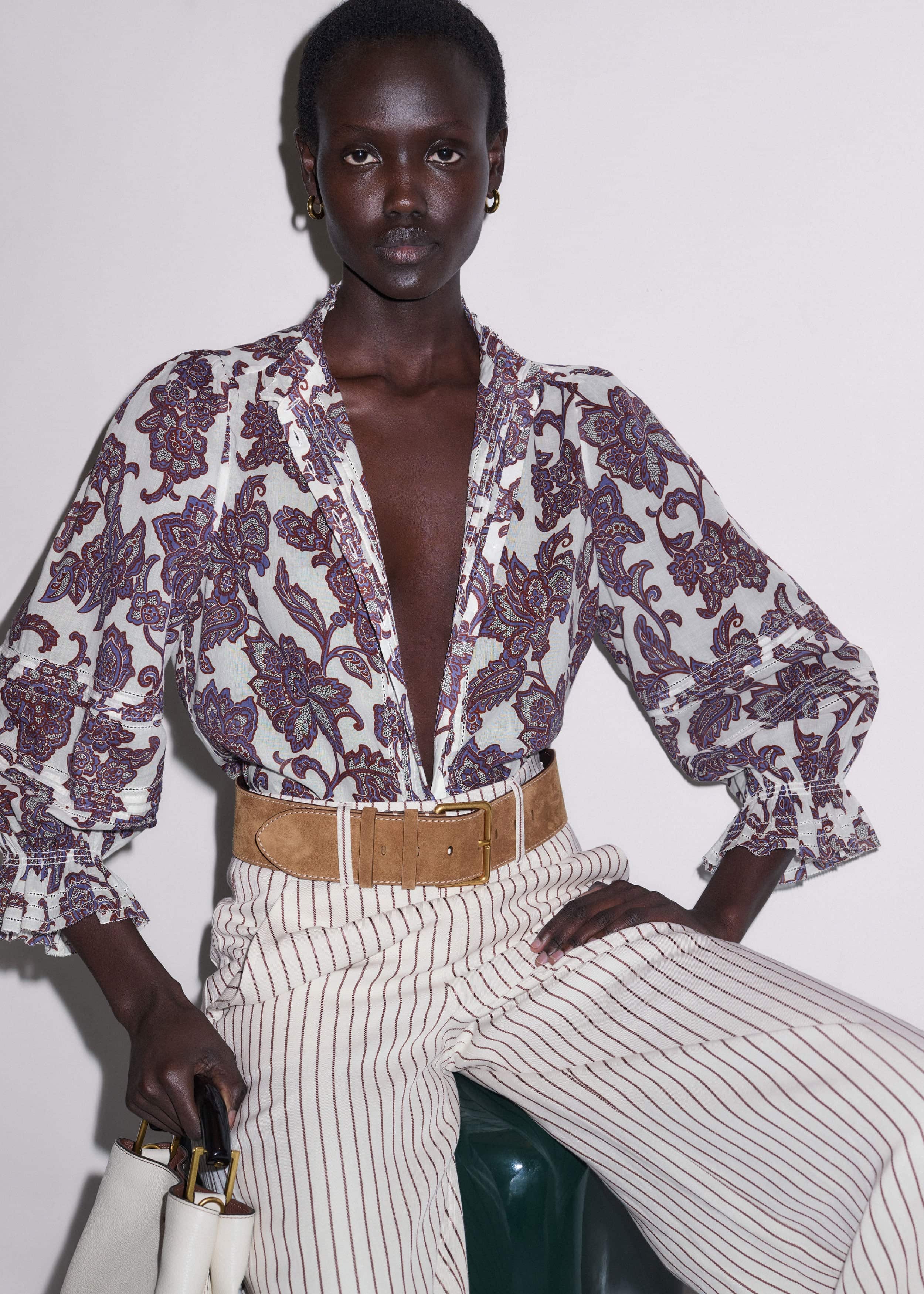 Cream Floral Print Blouse meandem