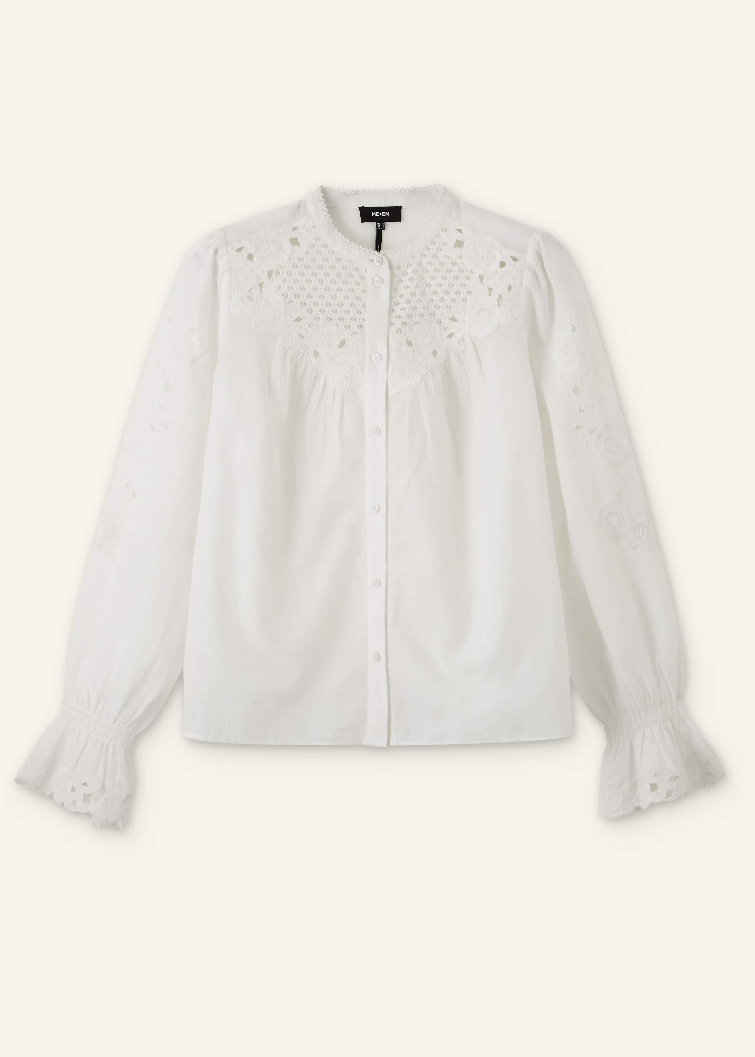 White Floral Embroidery Blouse meandem