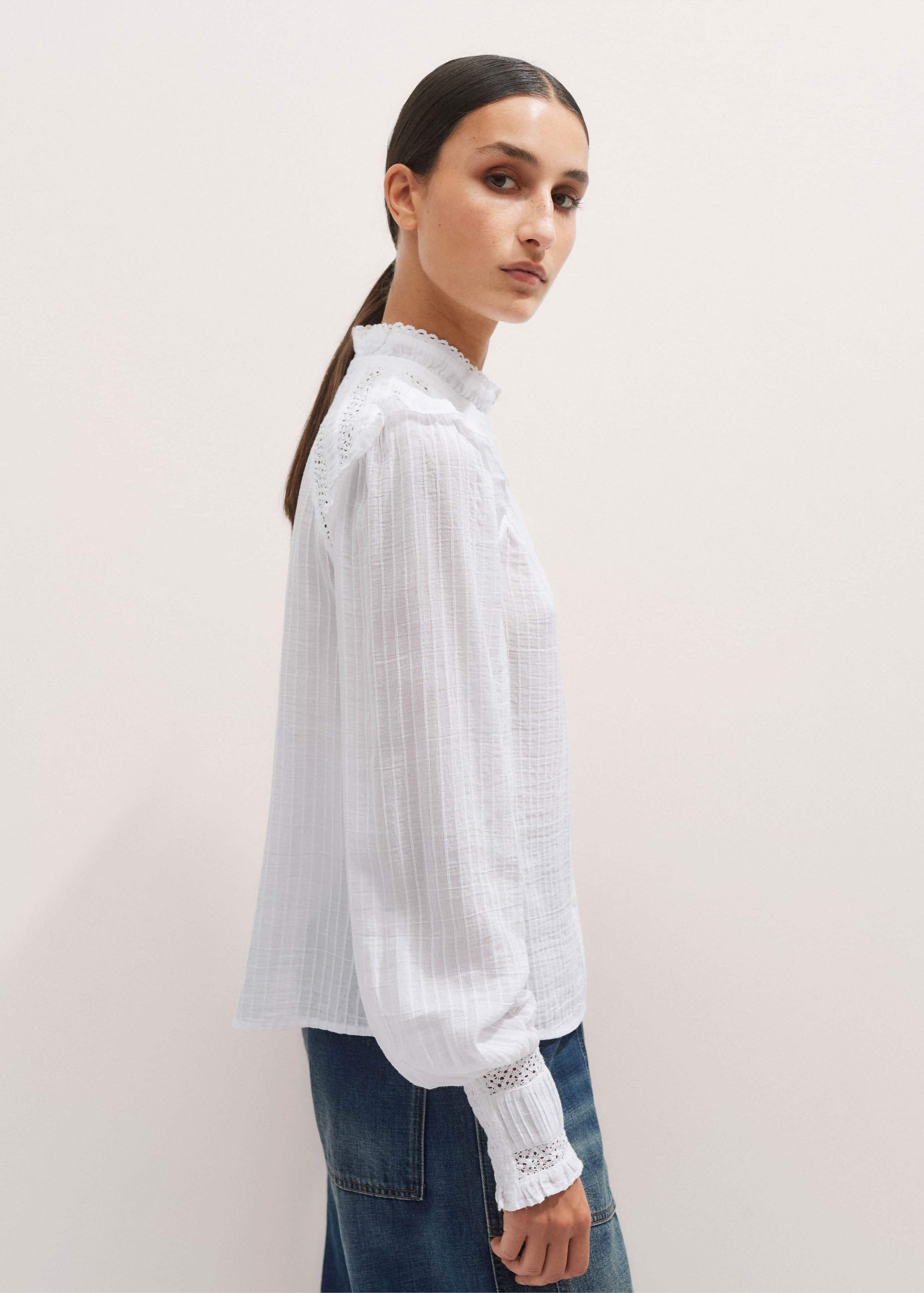 White Cotton + Lace Trim Blouse meandem