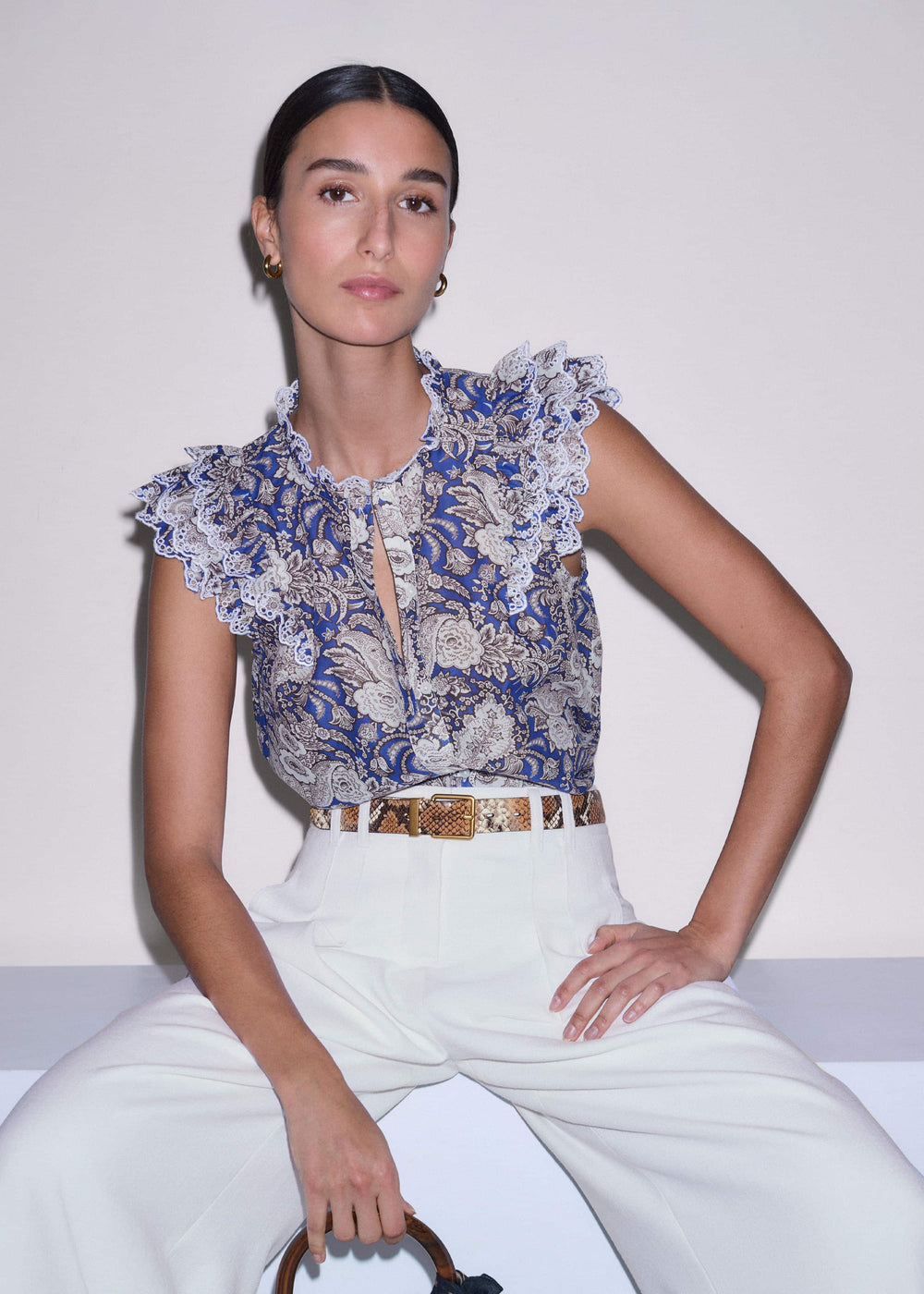 Blue Elaborate Botanical Print Ruffle Straight Blouse meandem