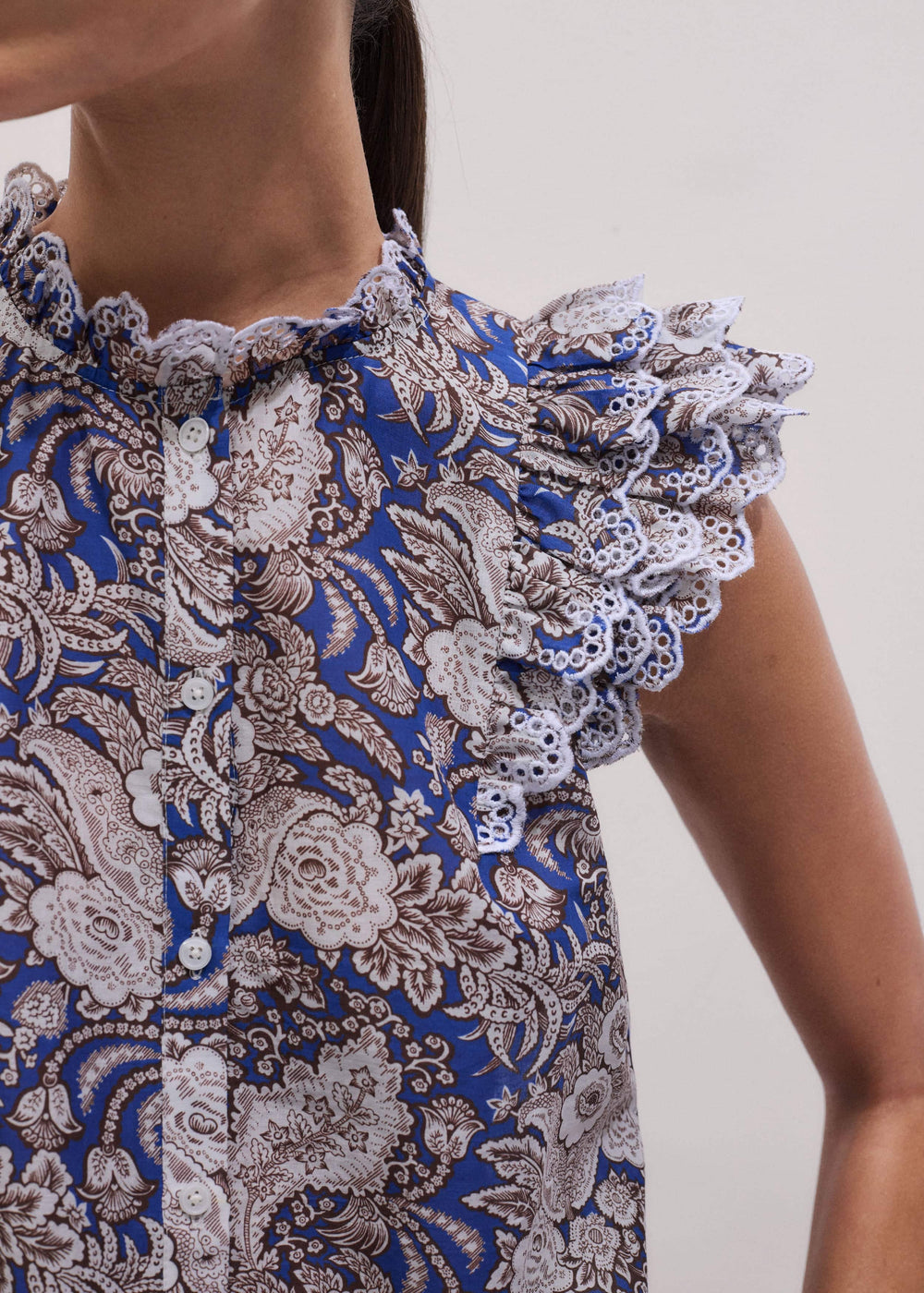 Blue Elaborate Botanical Print Ruffle Straight Blouse meandem