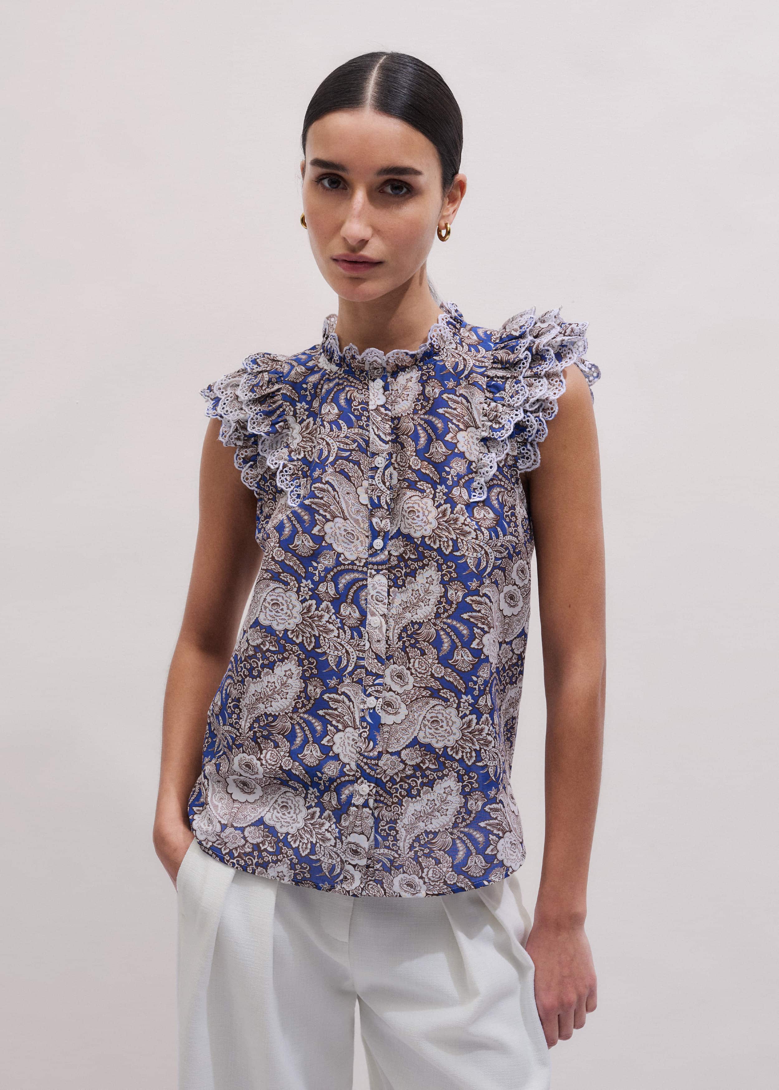 Blue Elaborate Botanical Print Ruffle Straight Blouse meandem