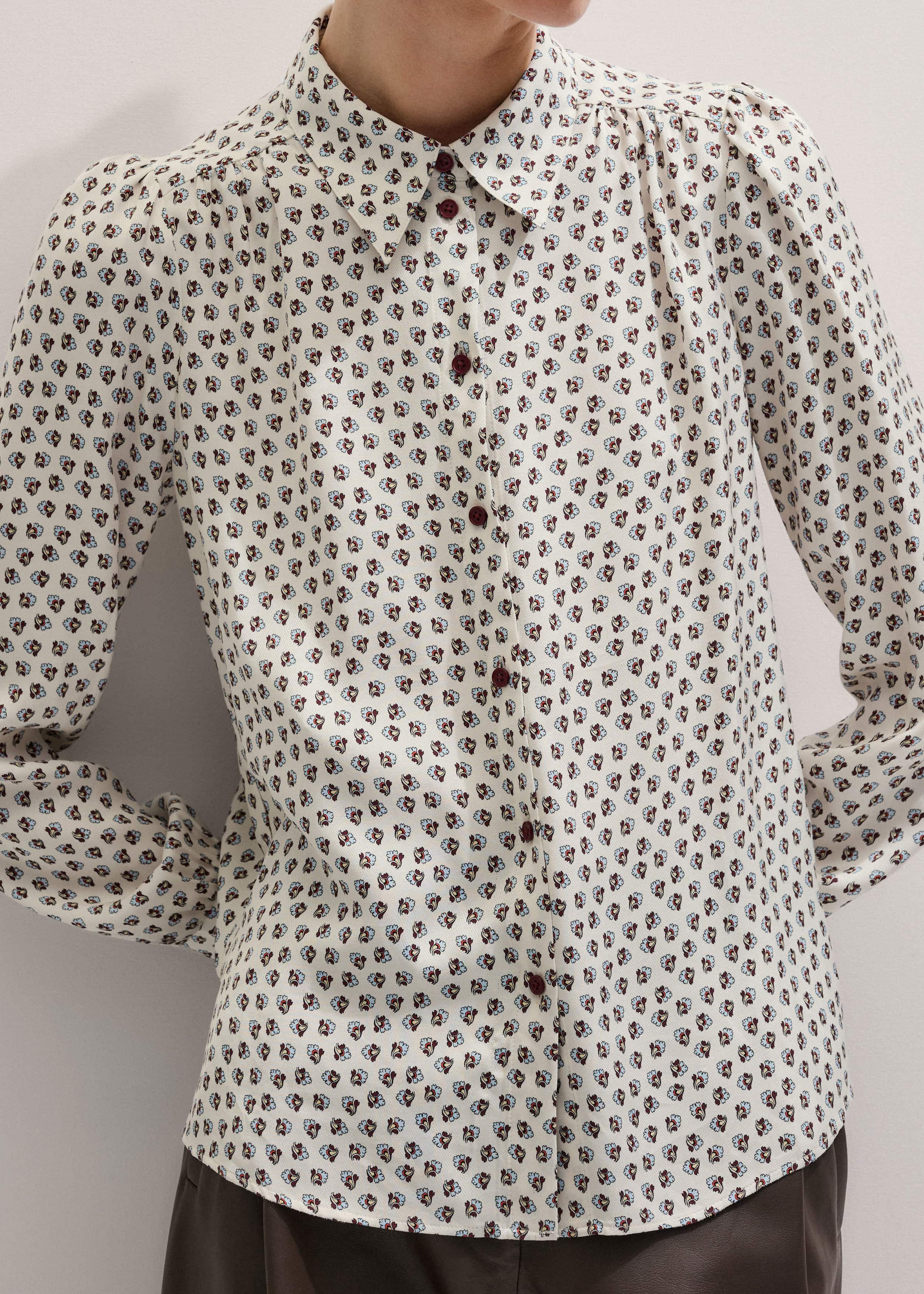 Cream Micro Paisley Print Blouse + Tie meandem