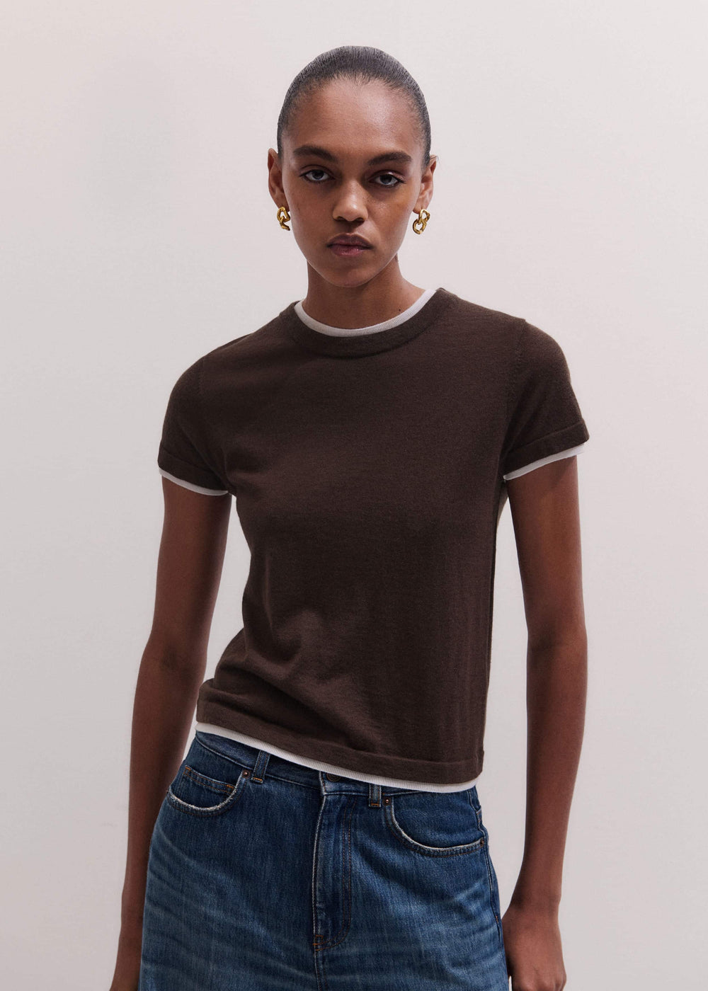 Brown Barely There Contrast Trim Knit Baby Tee meandem