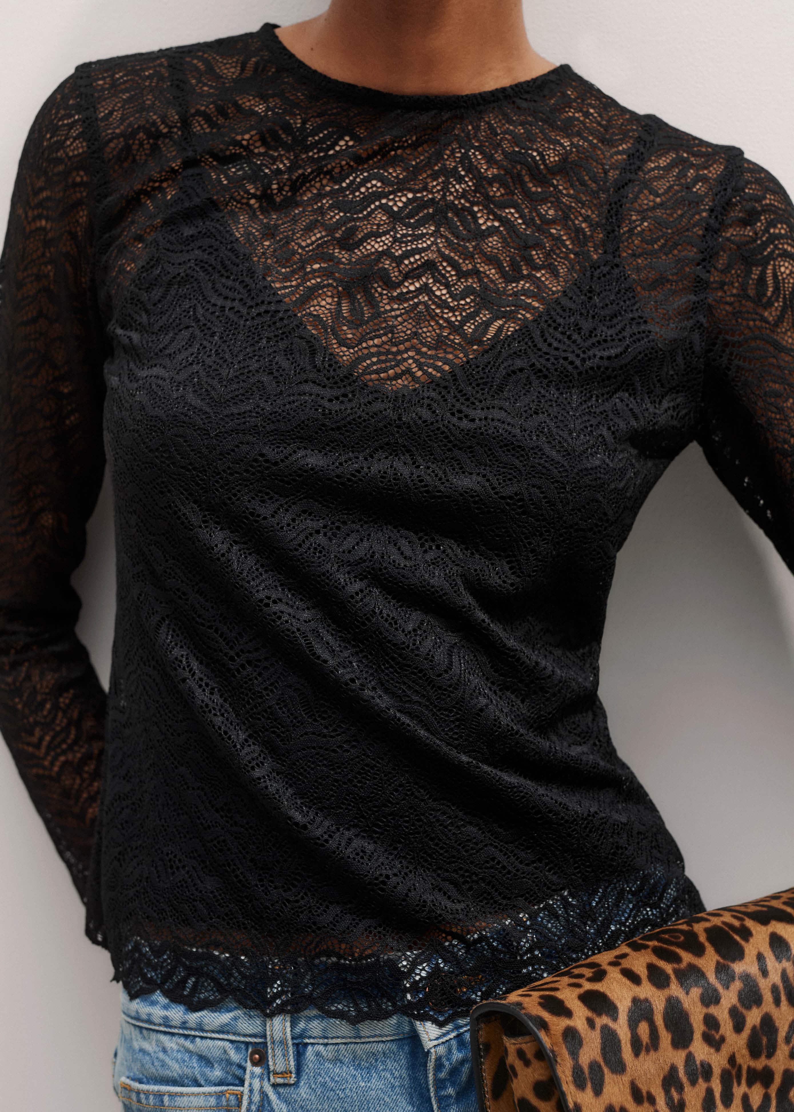 Black Lace Crew Neck Top meandem