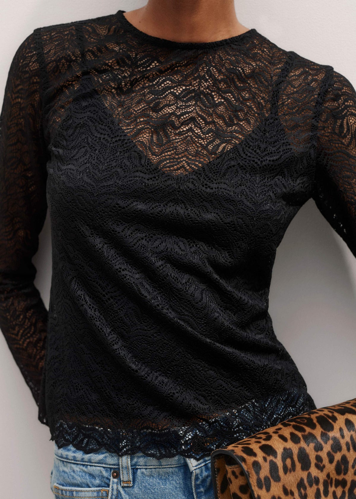 Black Lace Crew Neck Top meandem