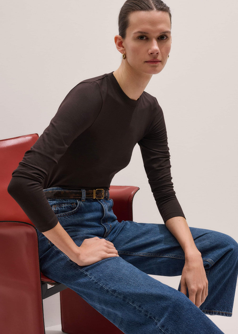 Brown Slim Crew Neck Top meandem
