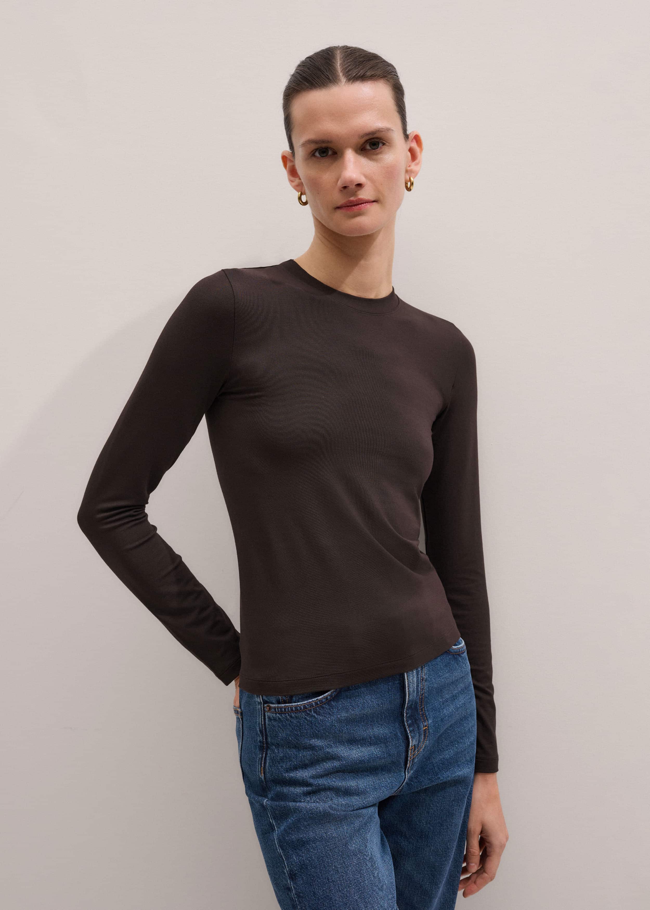 Brown Slim Crew Neck Top meandem