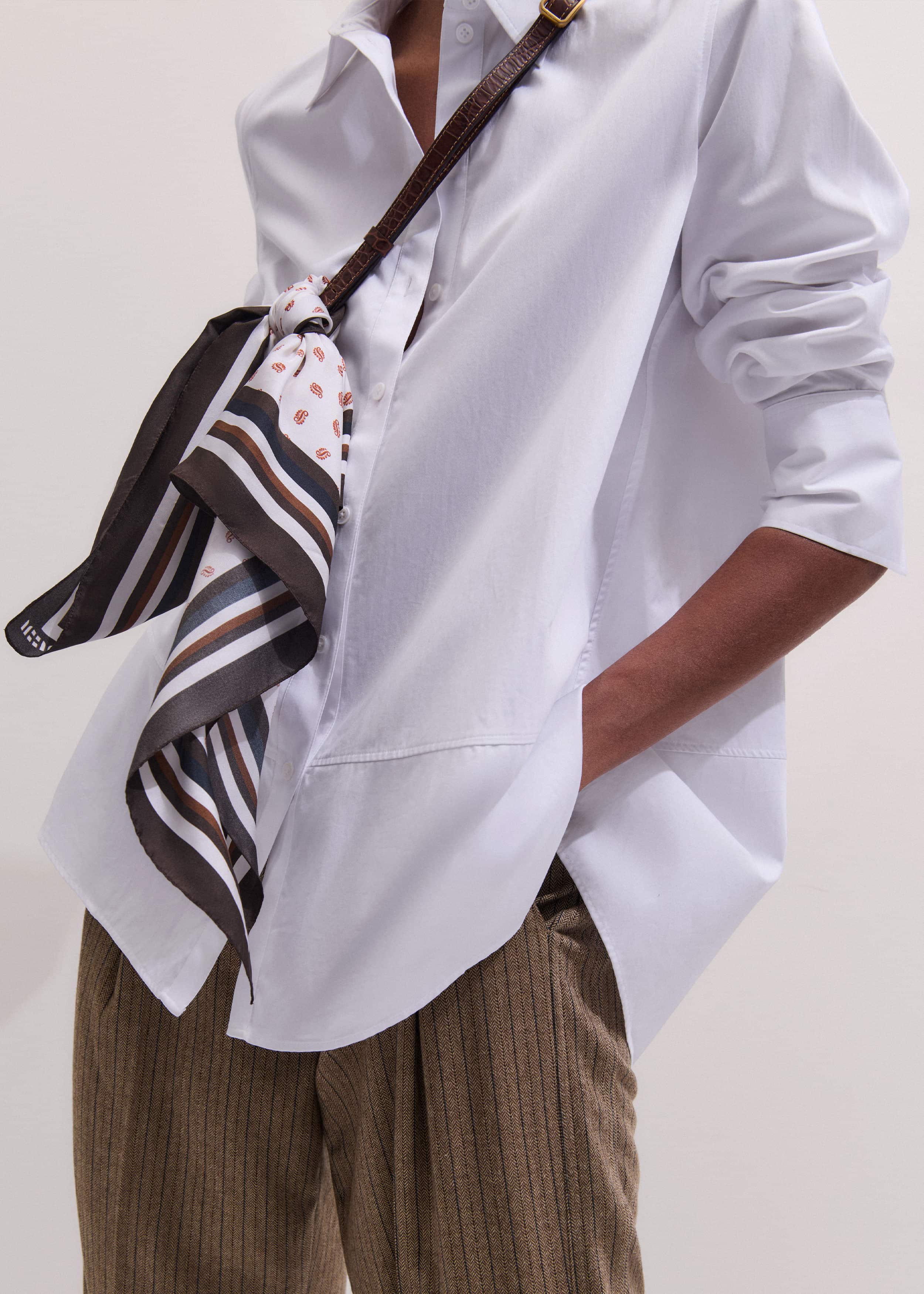 White Clever Oversized Shirt meandem
